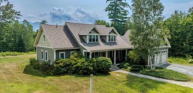 image of property with 3 Bed | 3 Bath | 2,894 Sqft