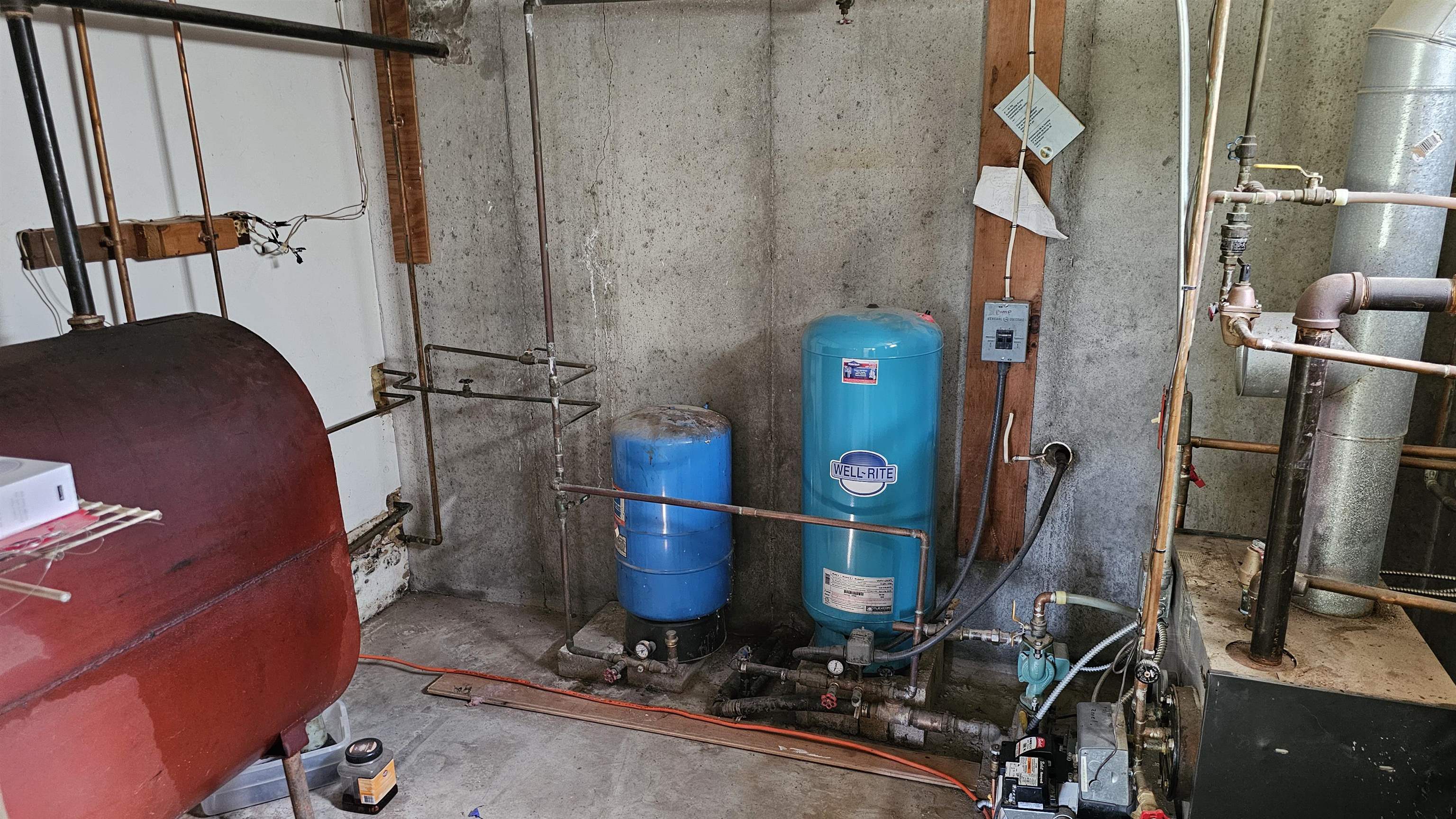 main property photo 17