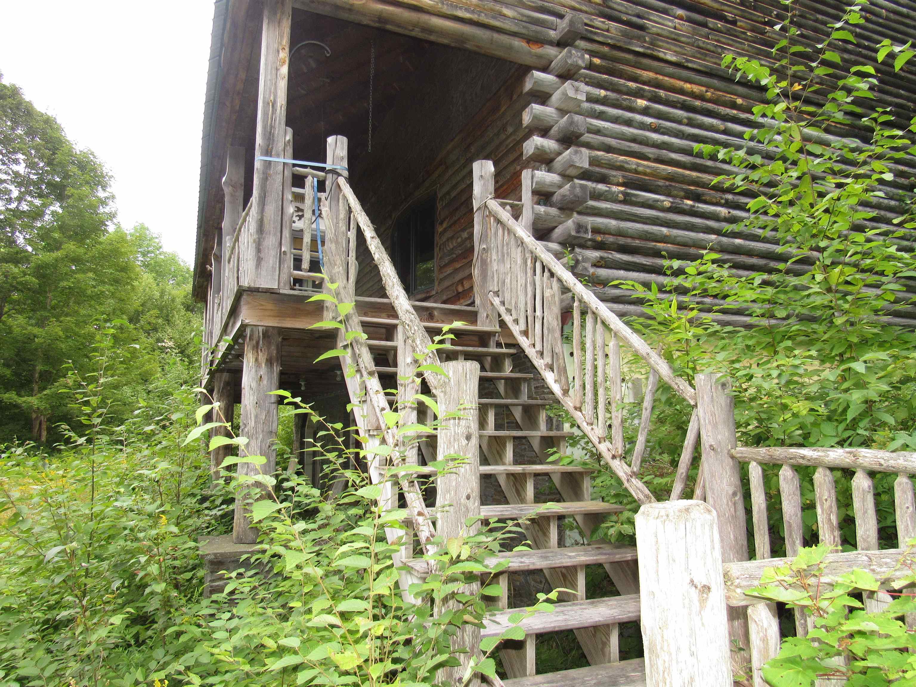 main property photo 32