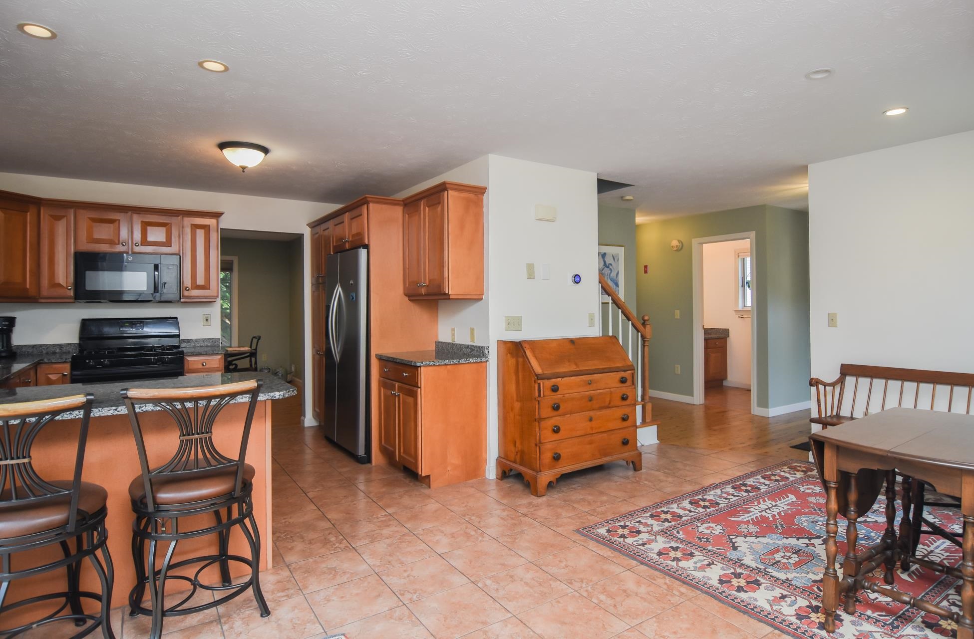 main property photo 4