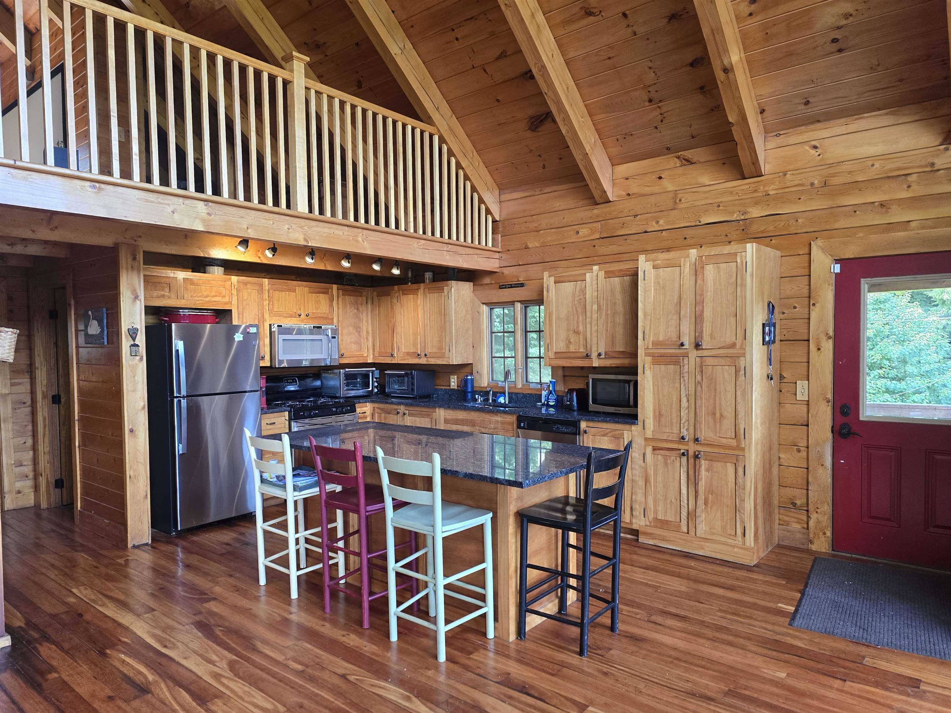 main property photo 7