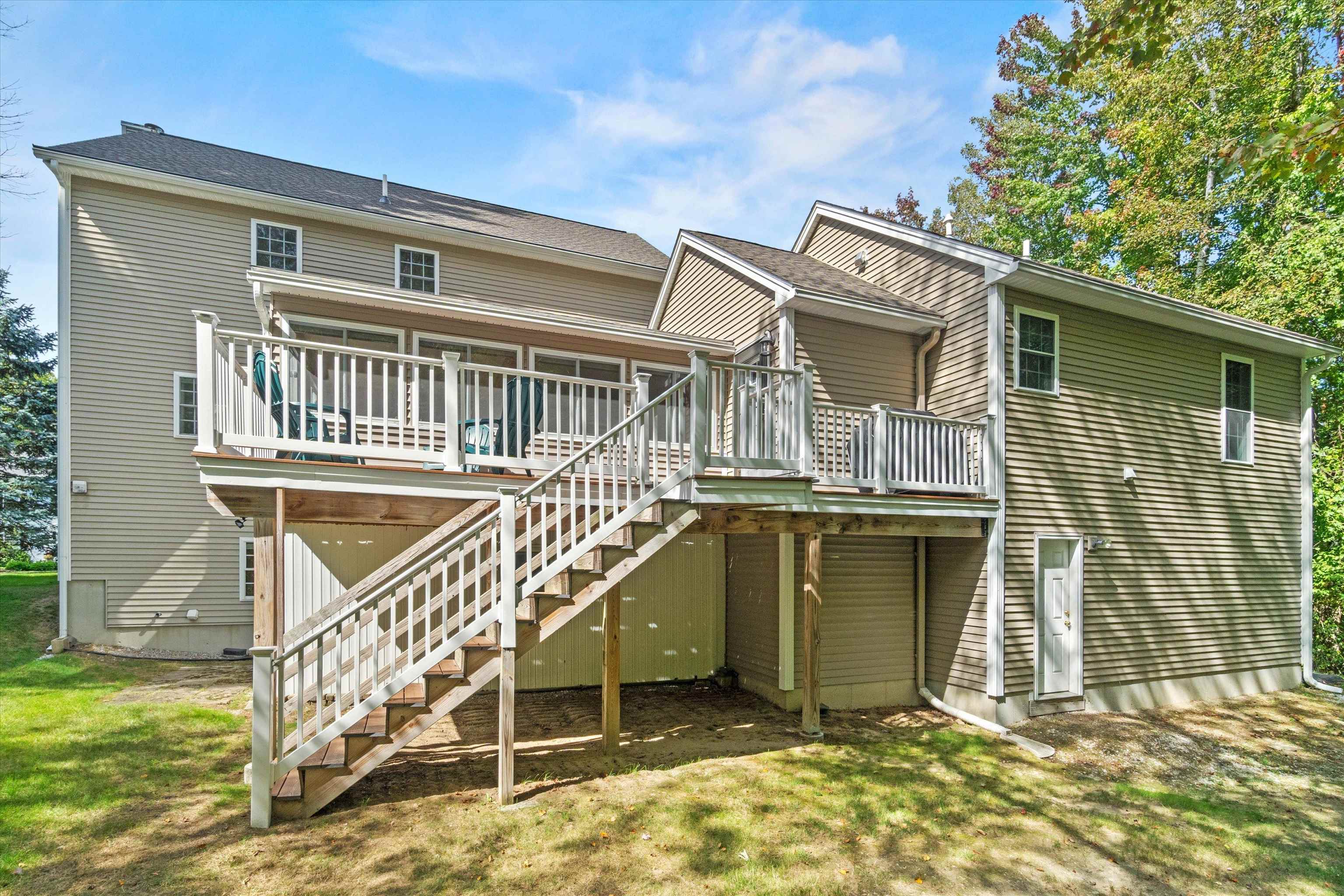 main property photo 56