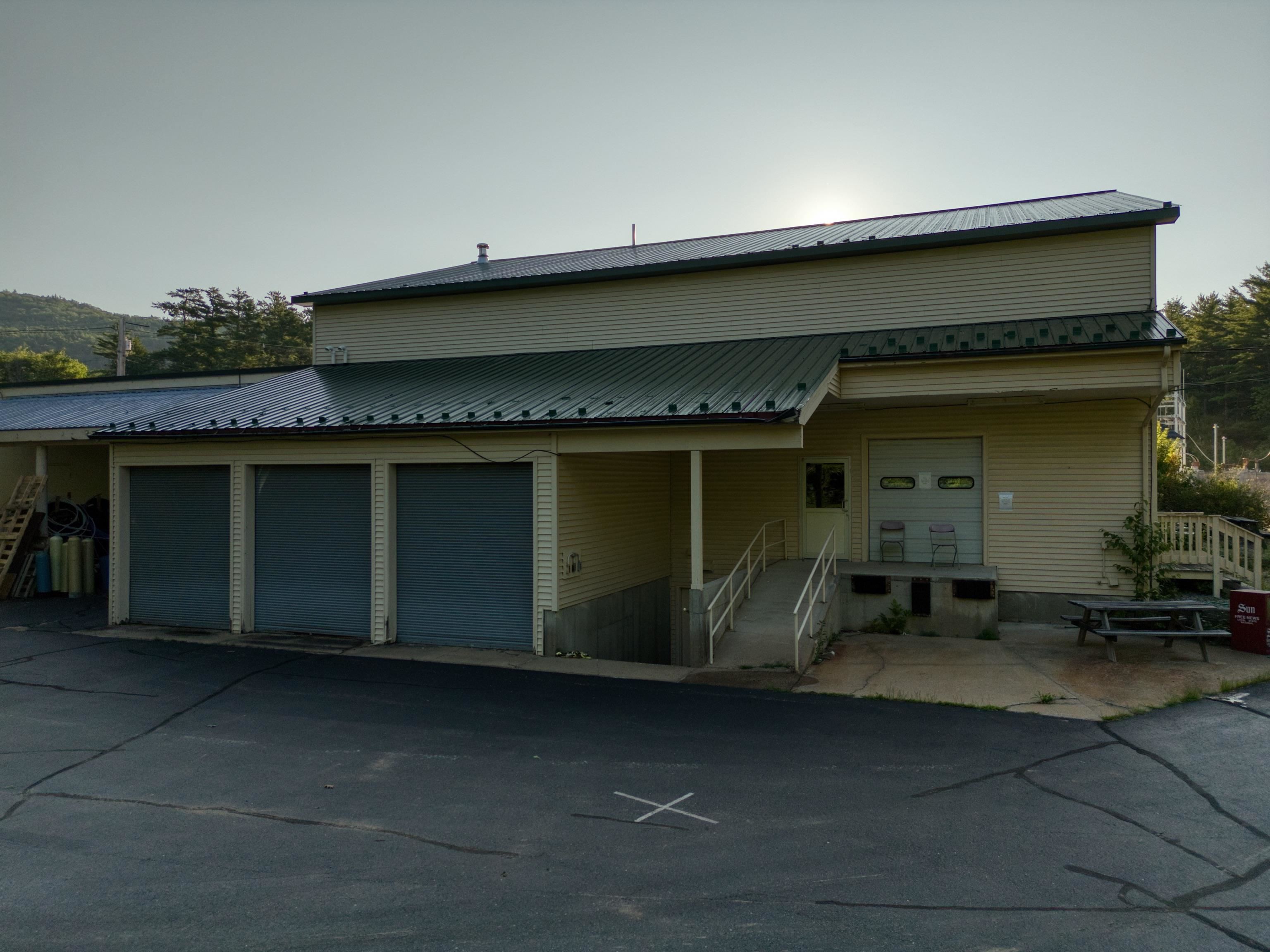 main property photo 13