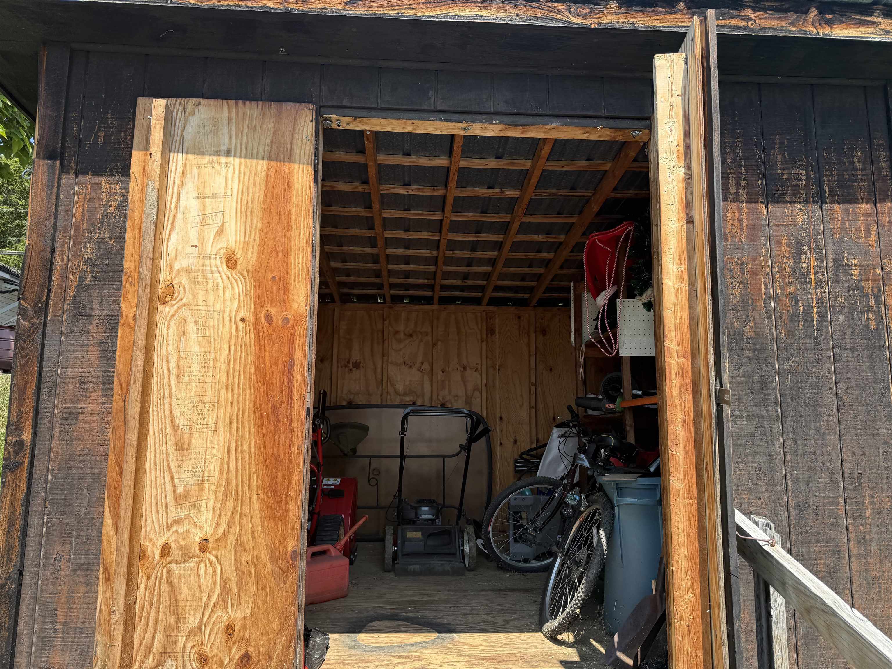 main property photo 16