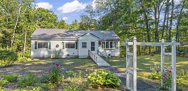 image of property with 2 Bed | 2 Bath | 1,056 Sqft