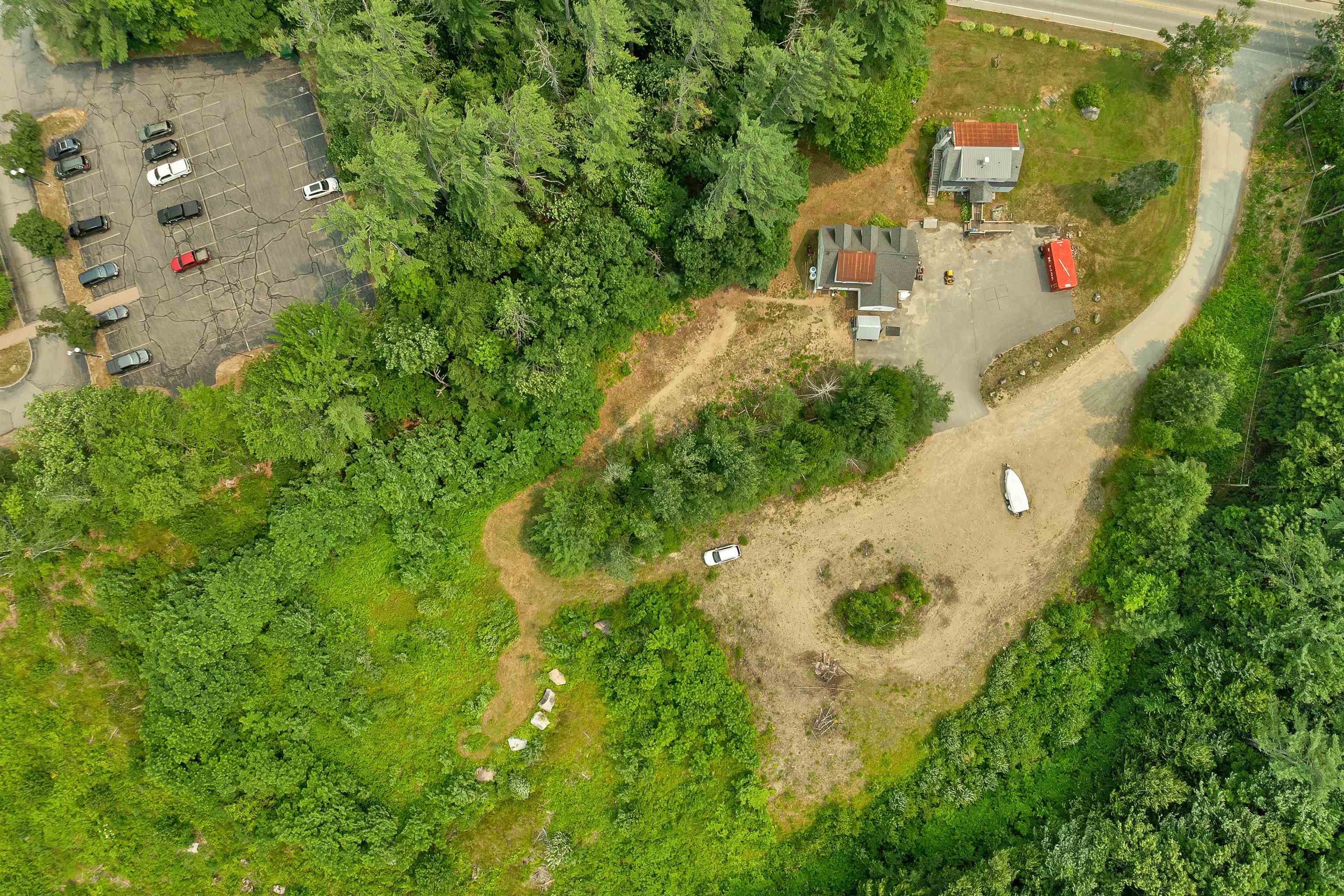 main property photo 12