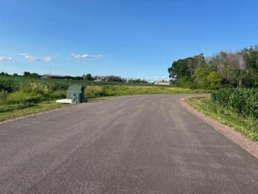 main property photo 13