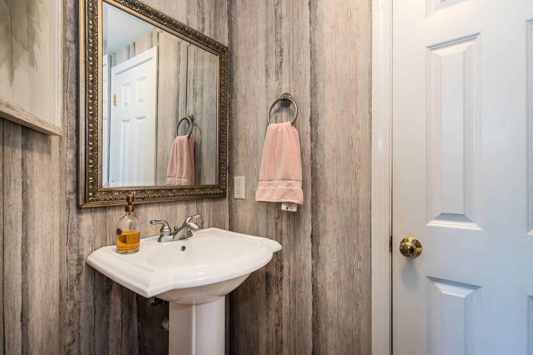 main property photo 51