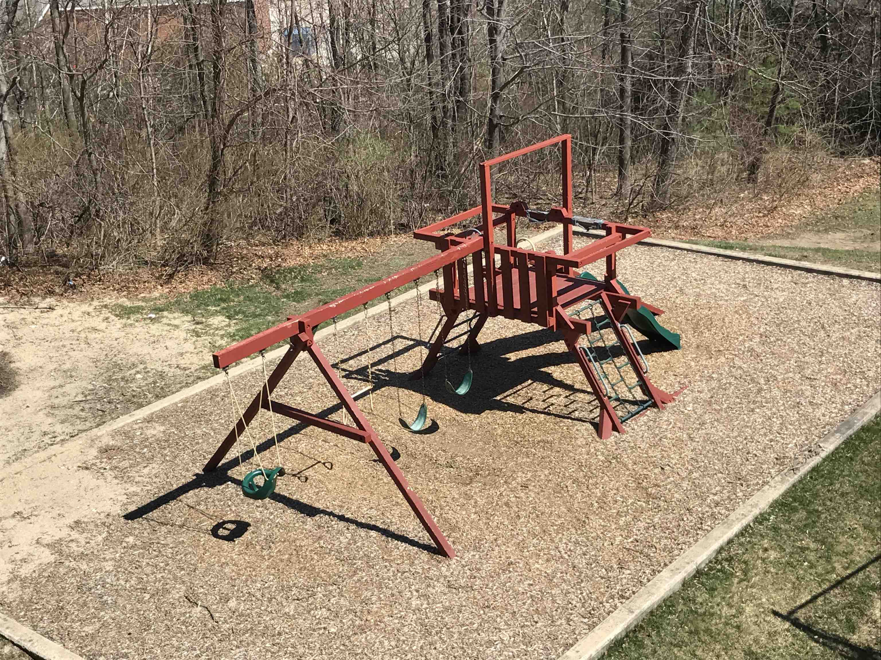 main property photo 33