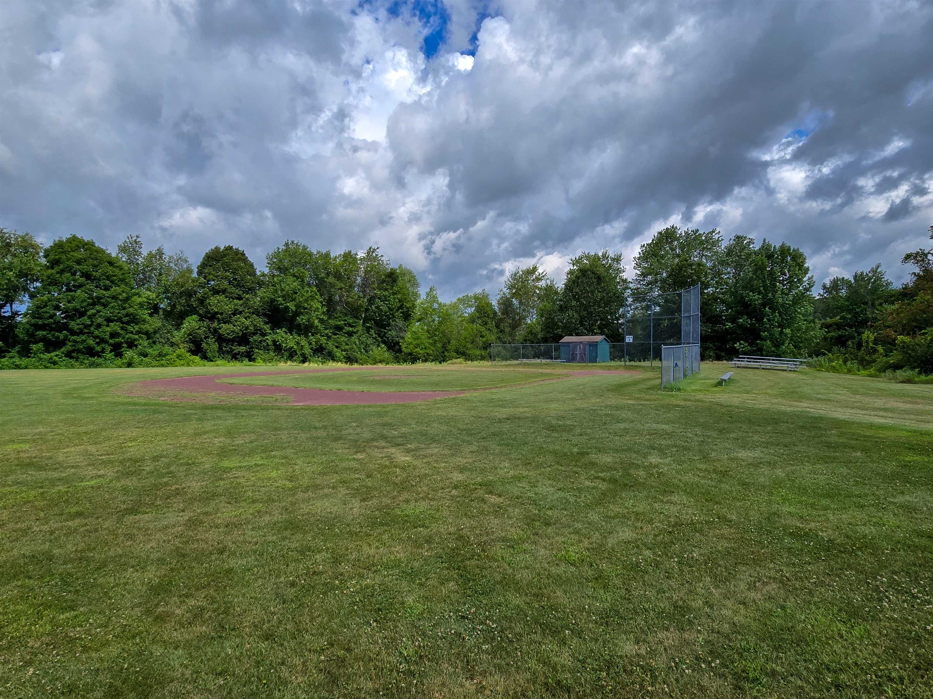 main property photo 41