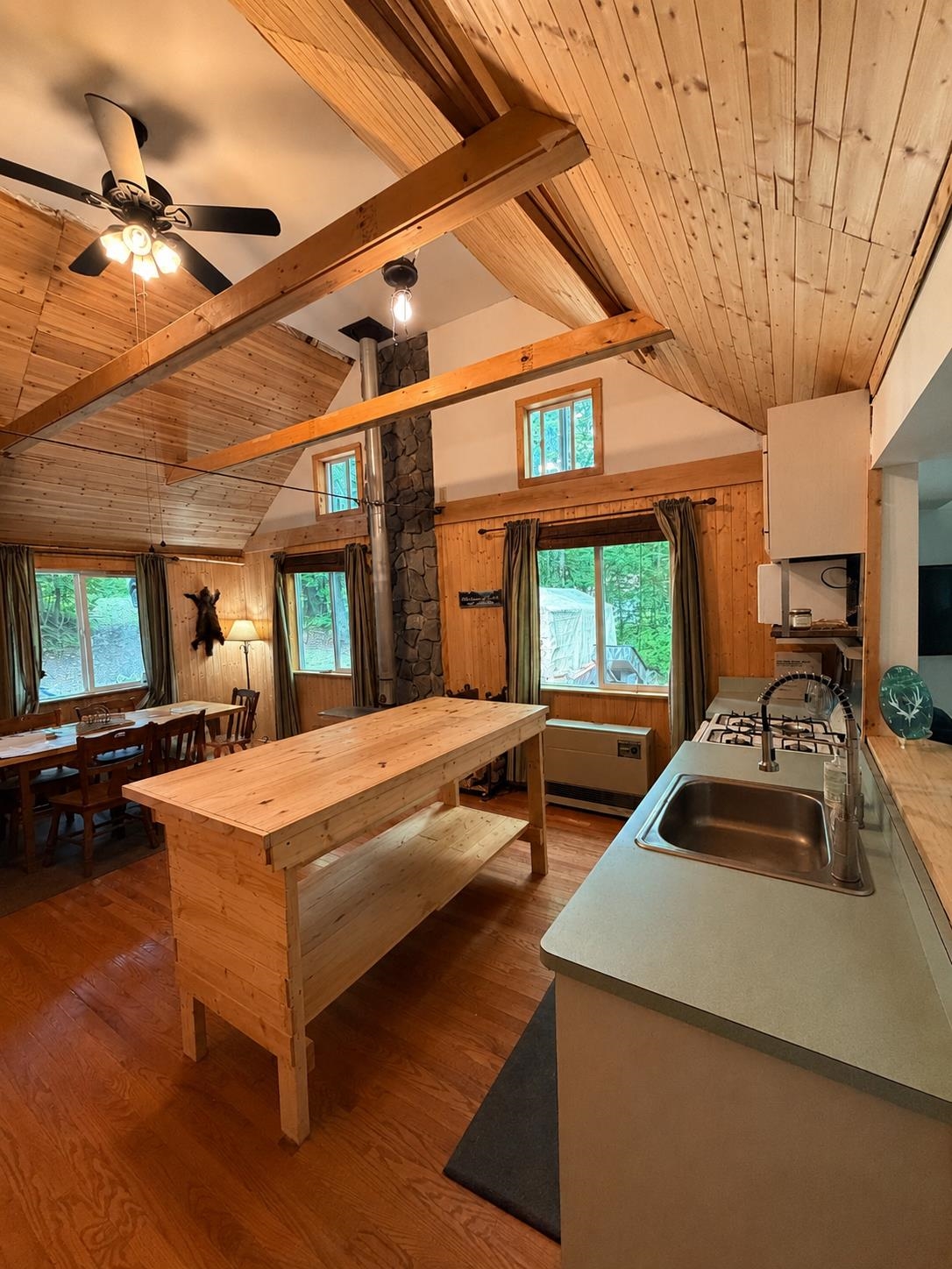 main property photo 5