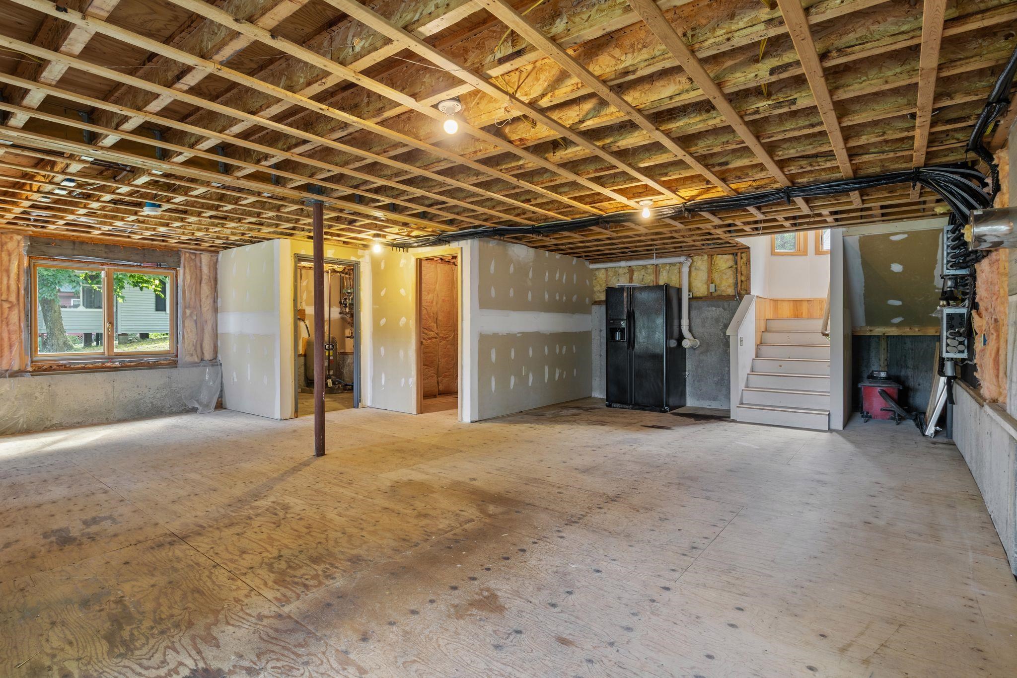 main property photo 50