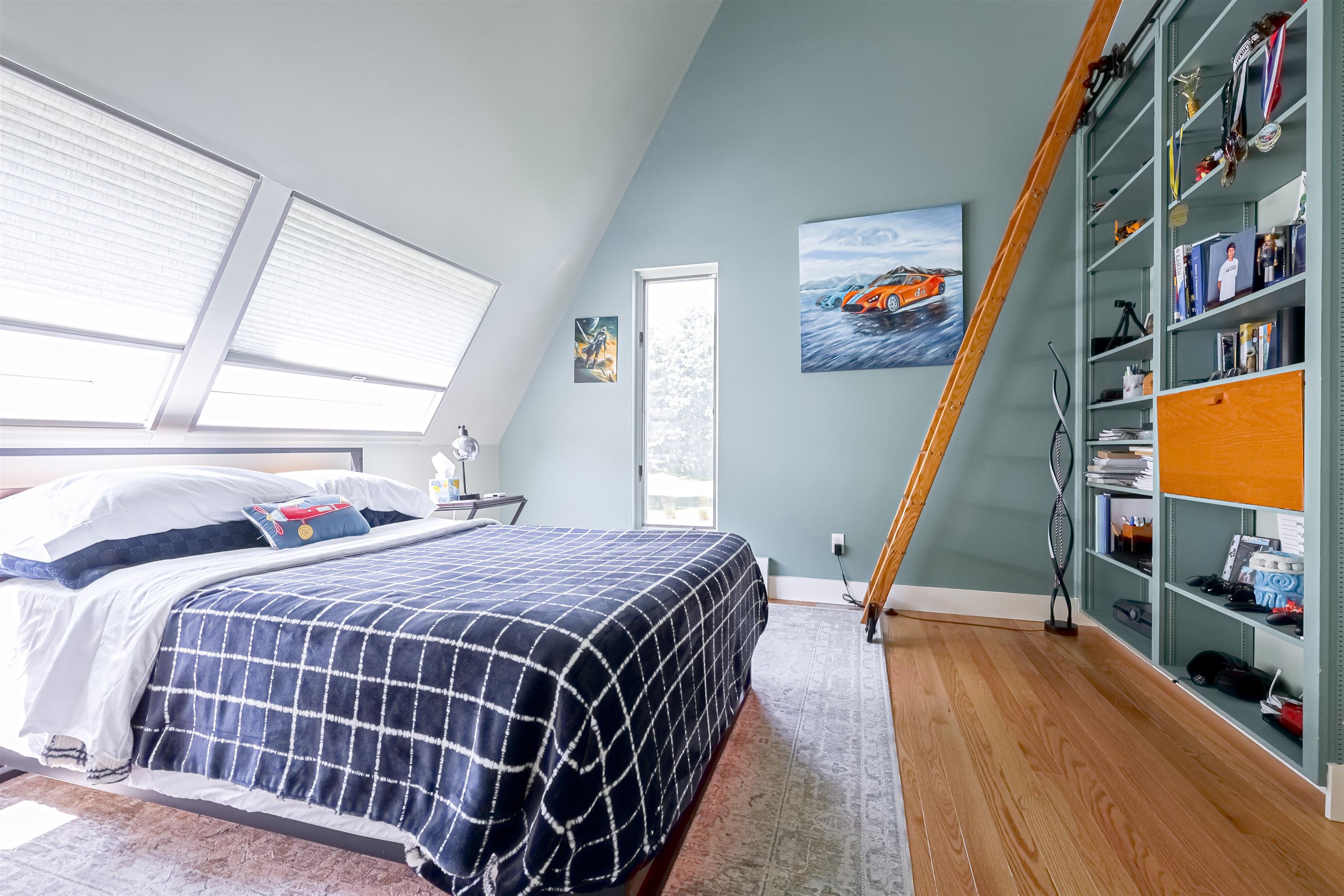 main property photo 45