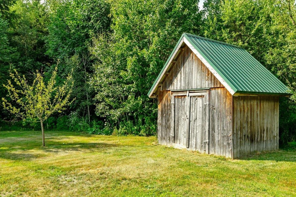 main property photo 47