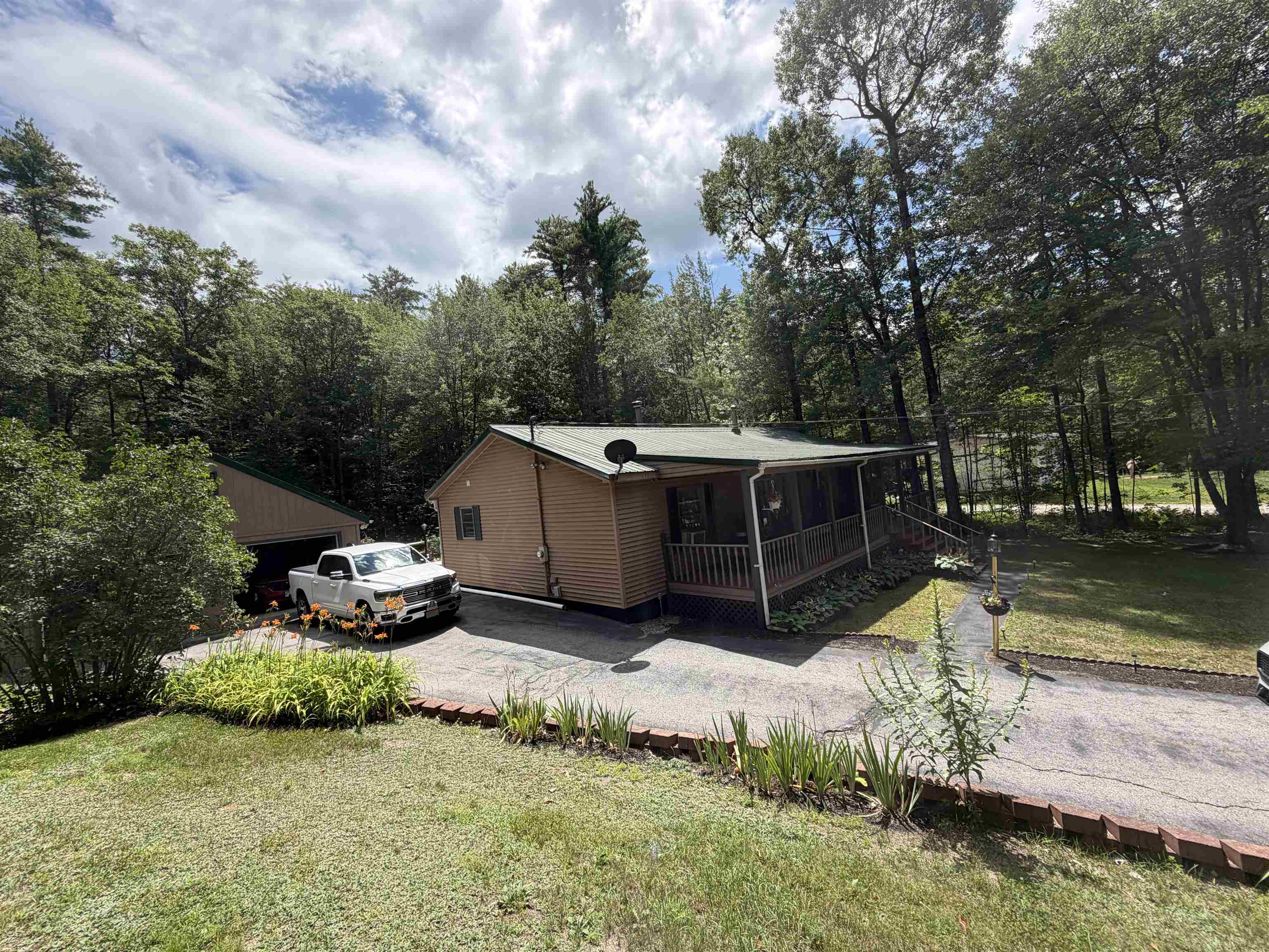 main property photo 5