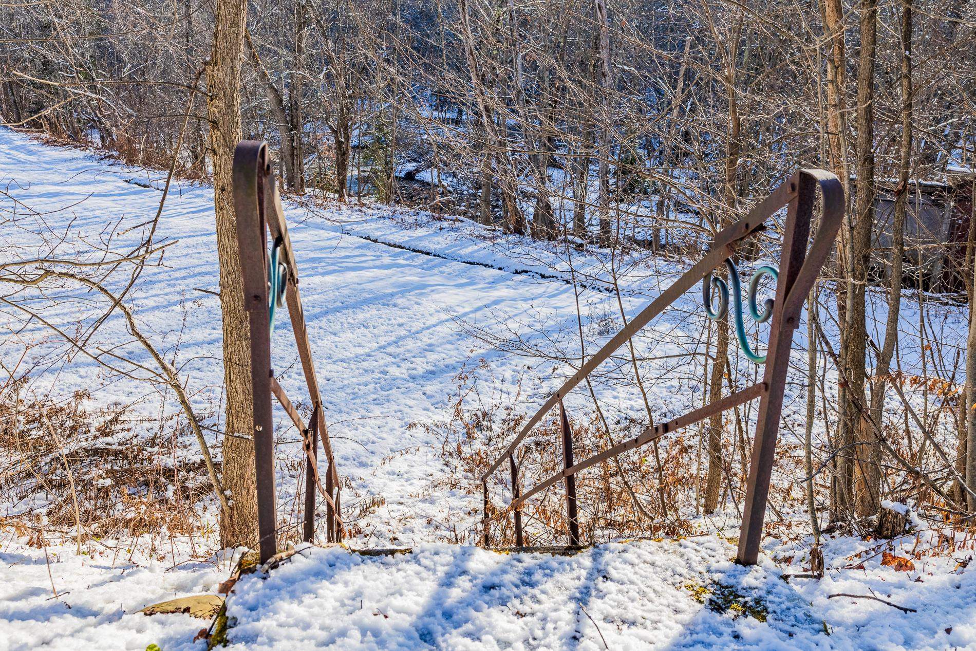 main property photo 32