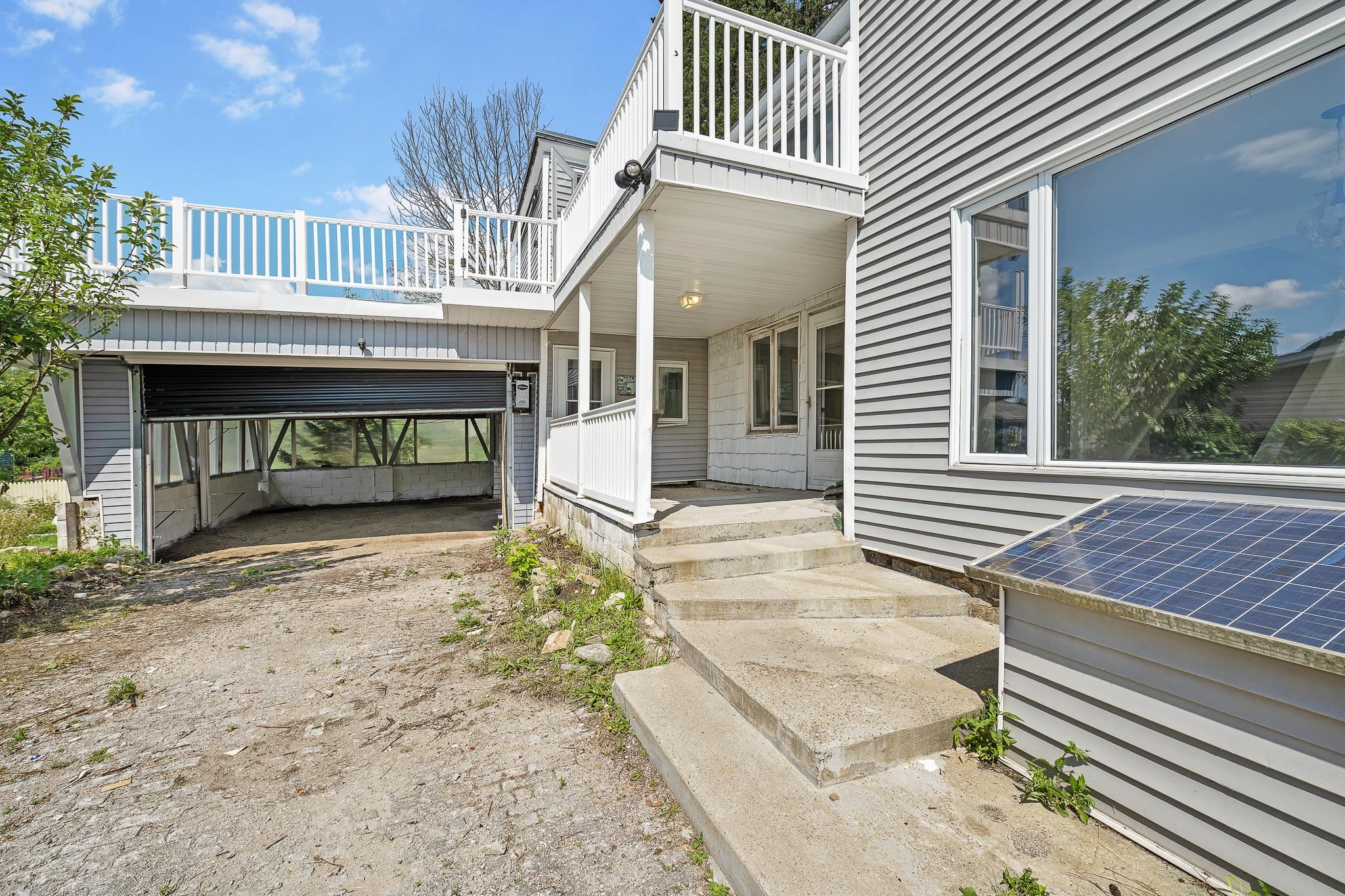 main property photo 41
