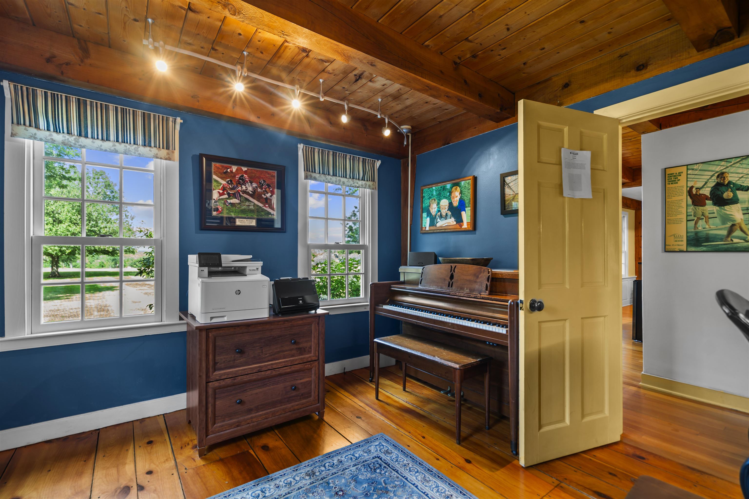main property photo 30