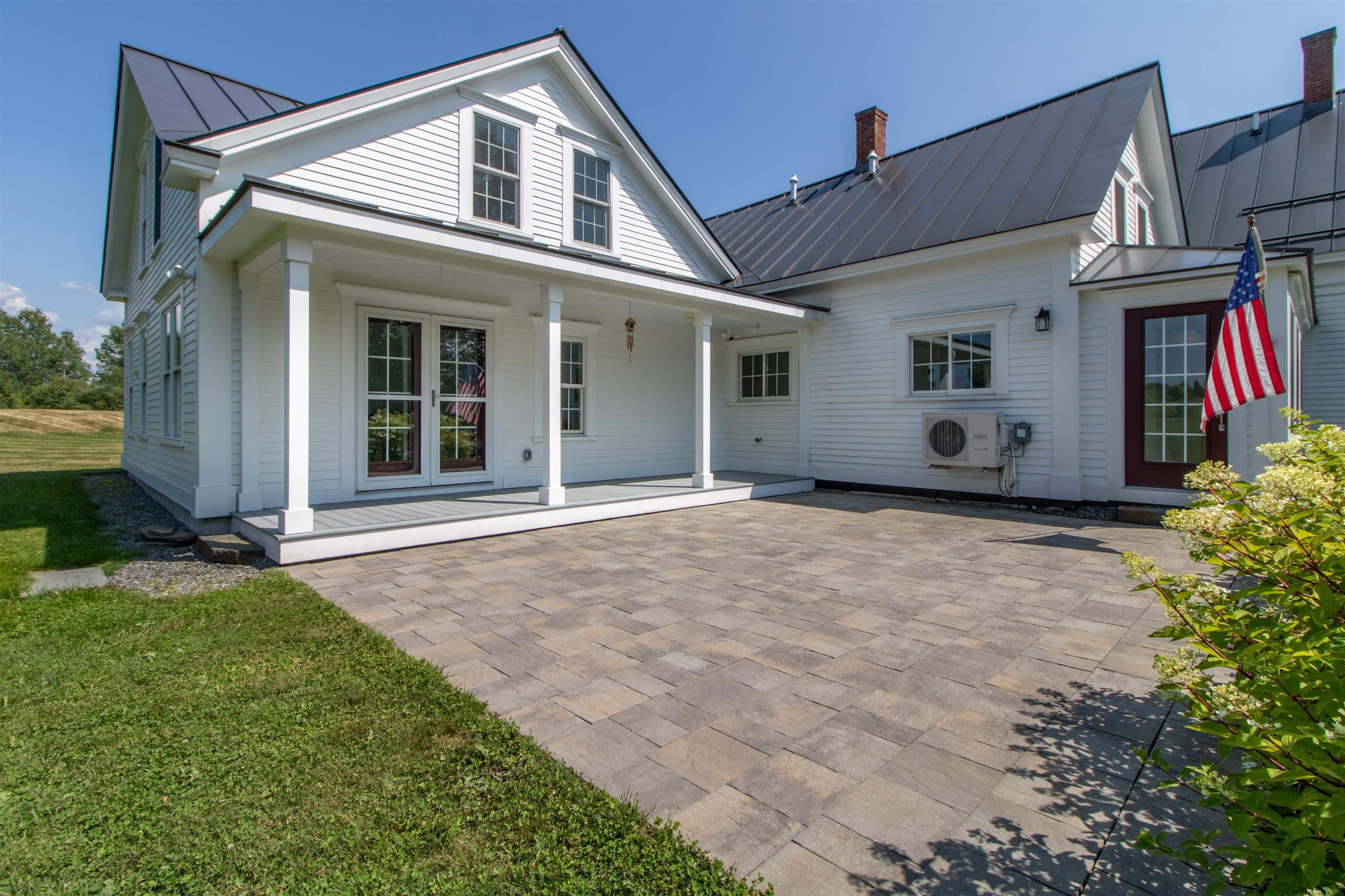 main property photo 44