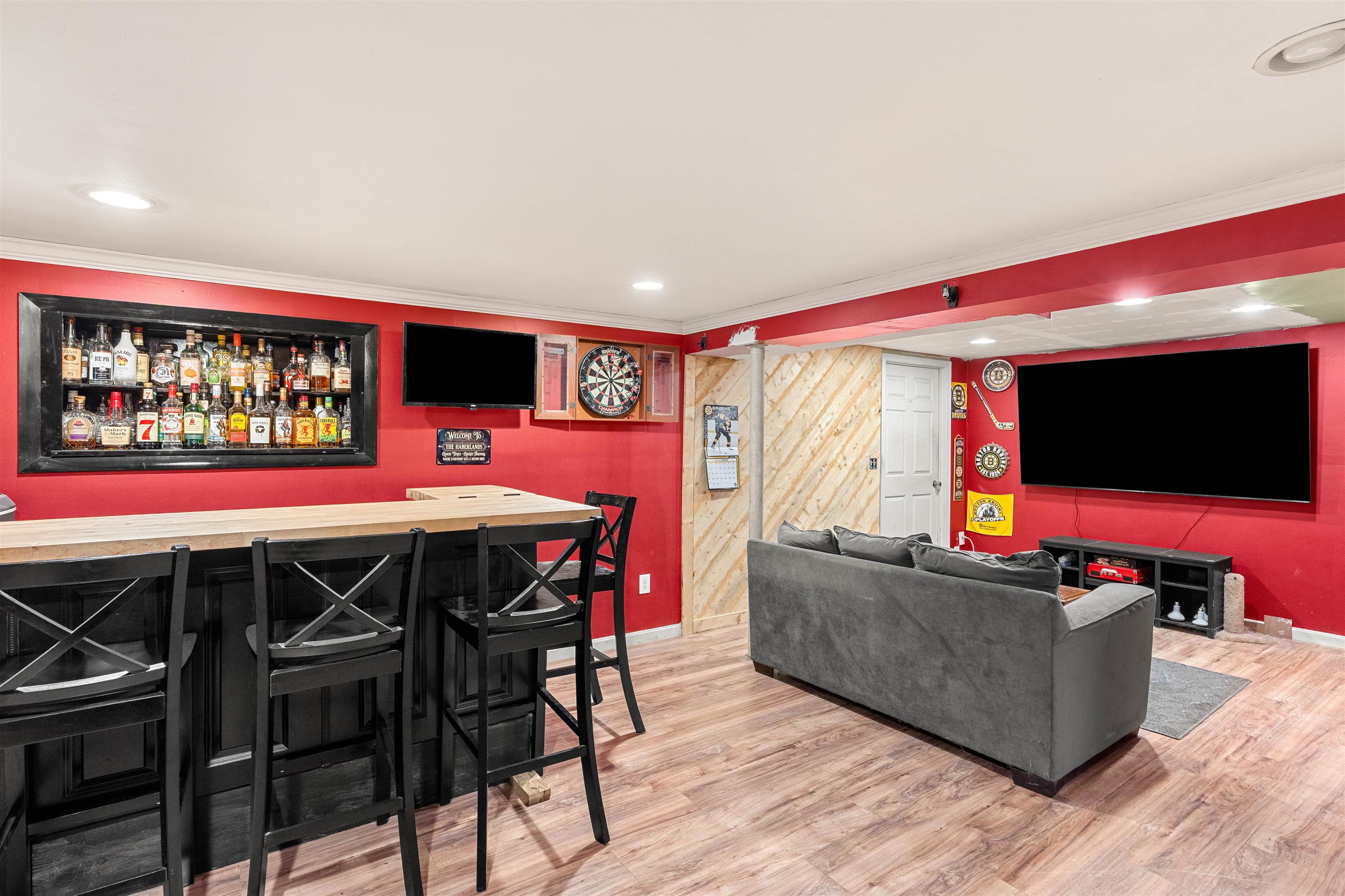 main property photo 30