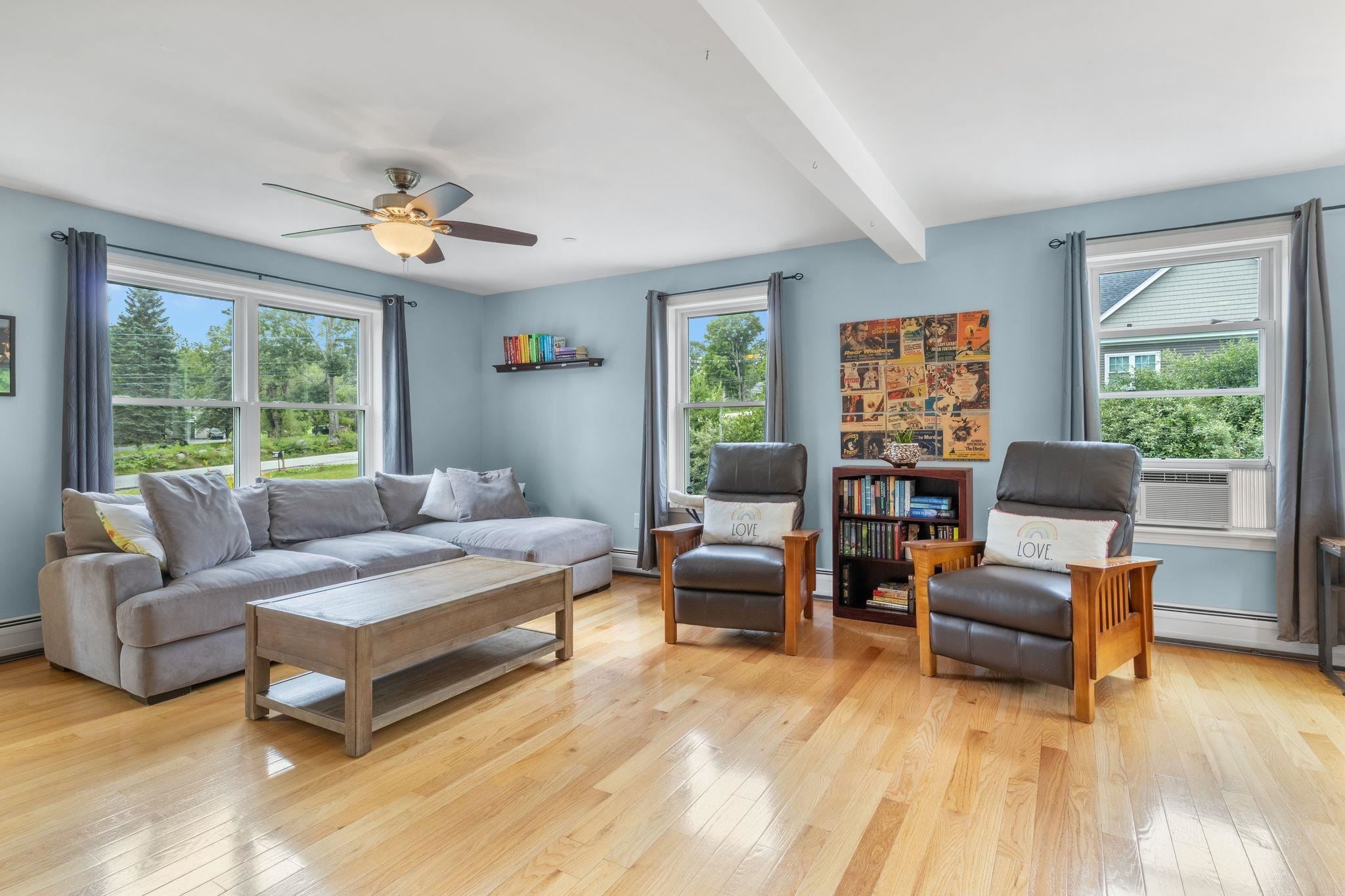 property viewer photo 3