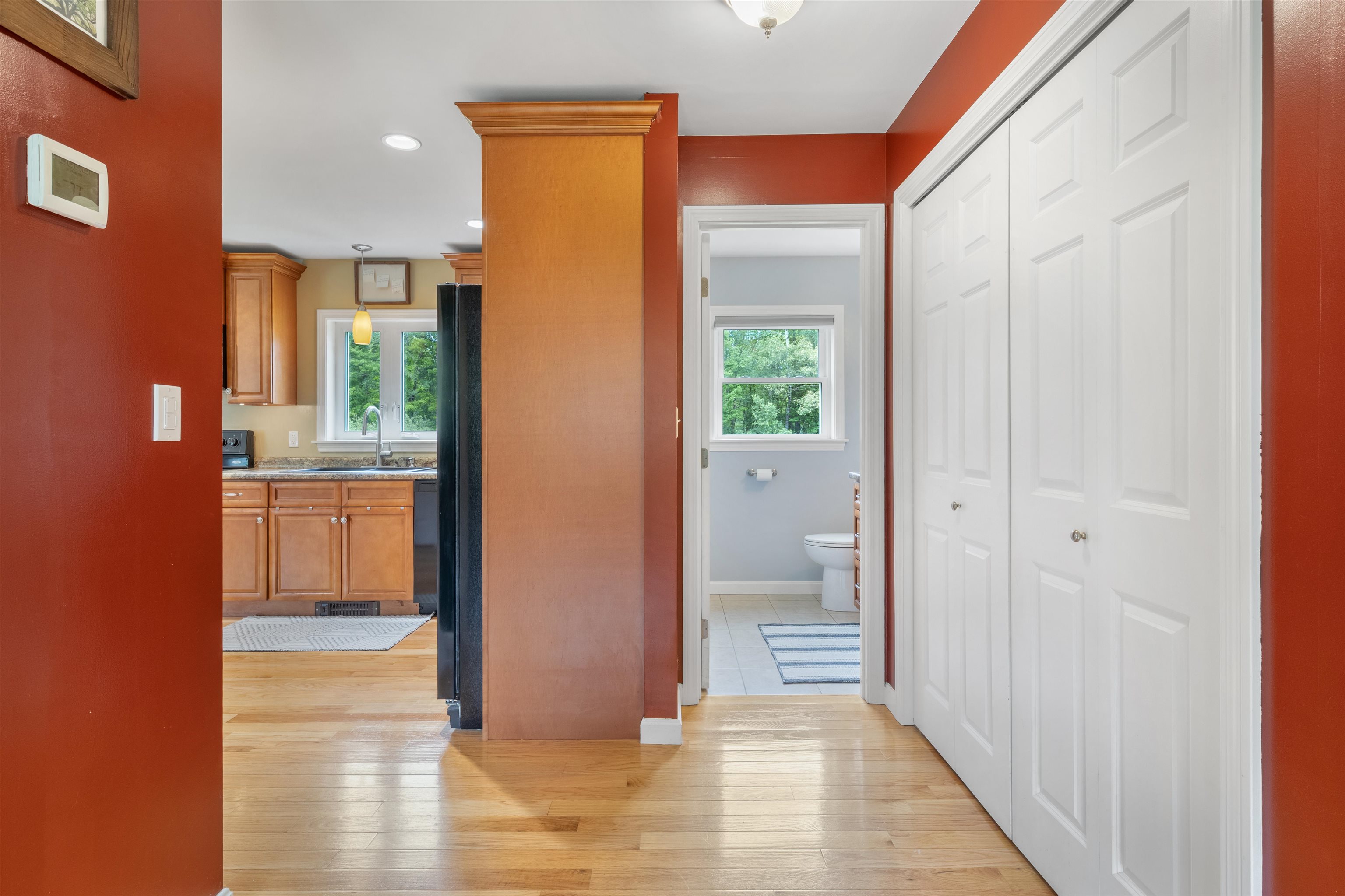 property viewer photo 9
