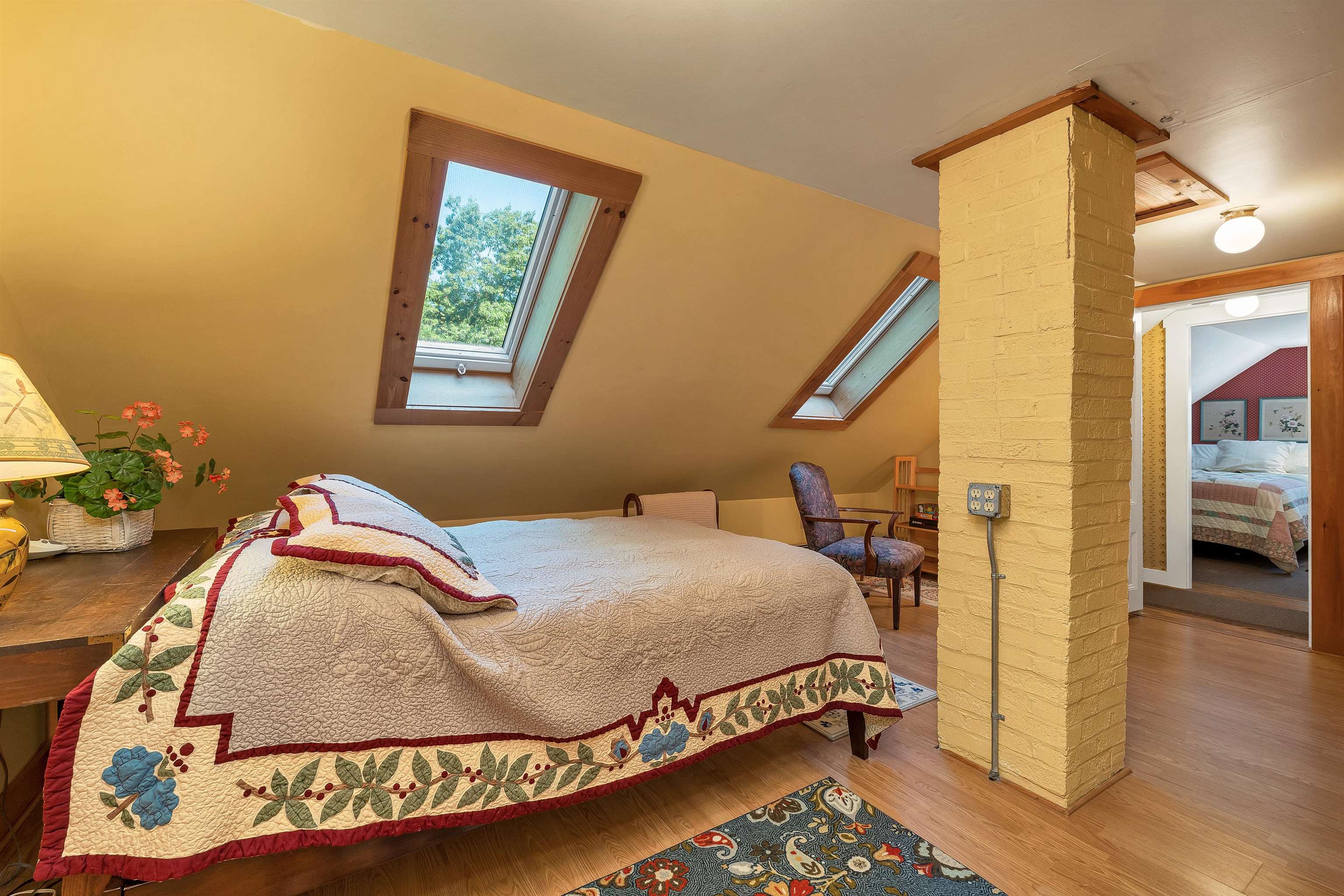 main property photo 20