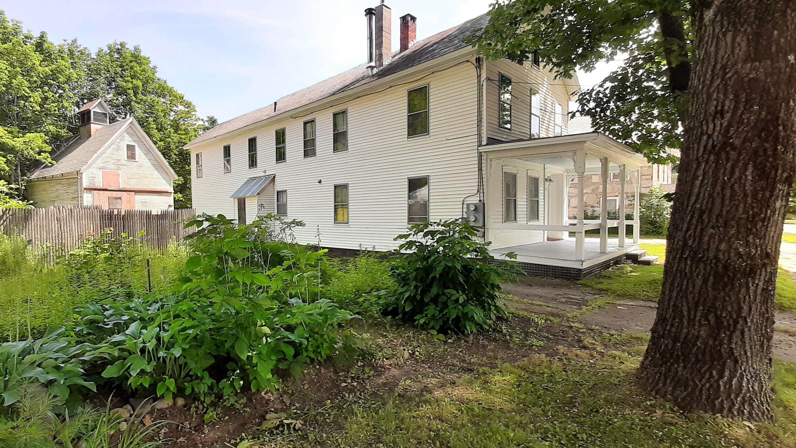 main property photo 34