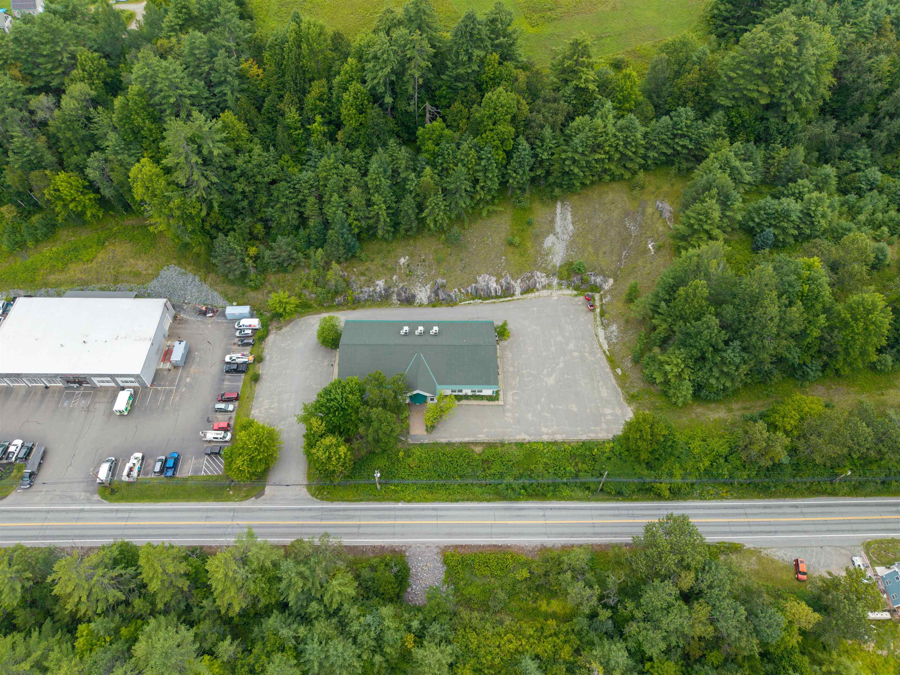 main property photo 50
