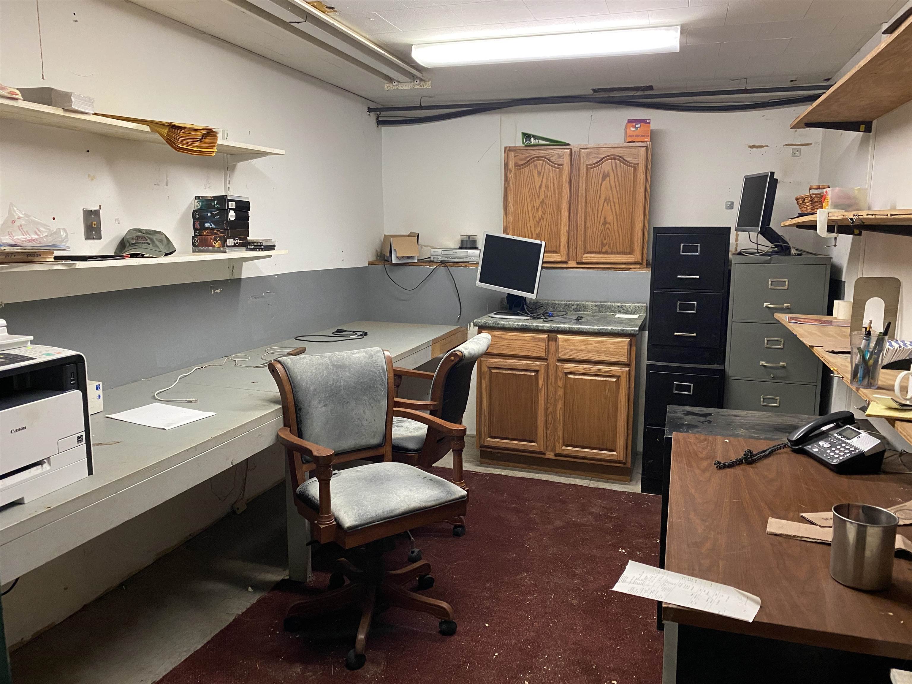 main property photo 30