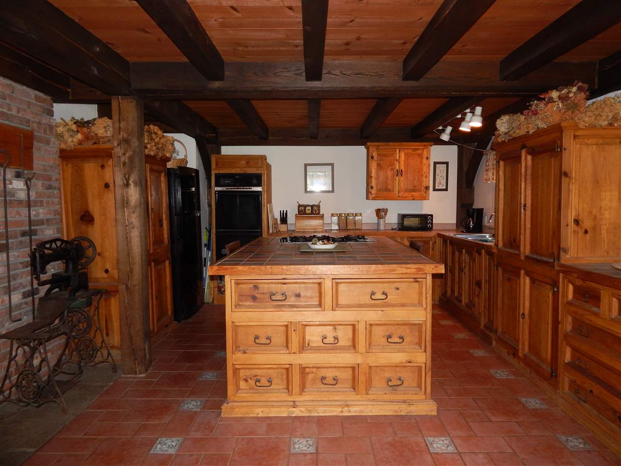main property photo 16