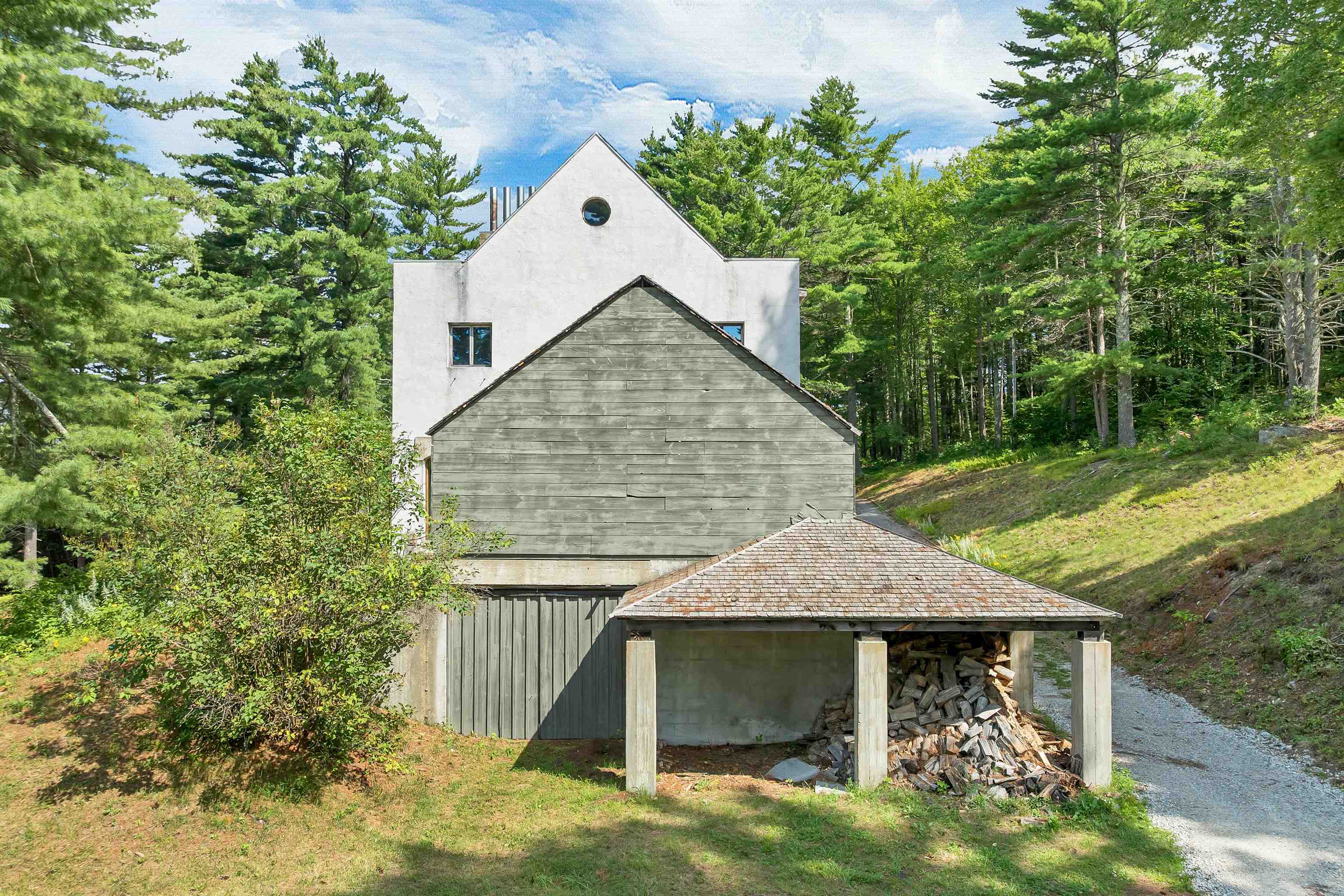 main property photo 35