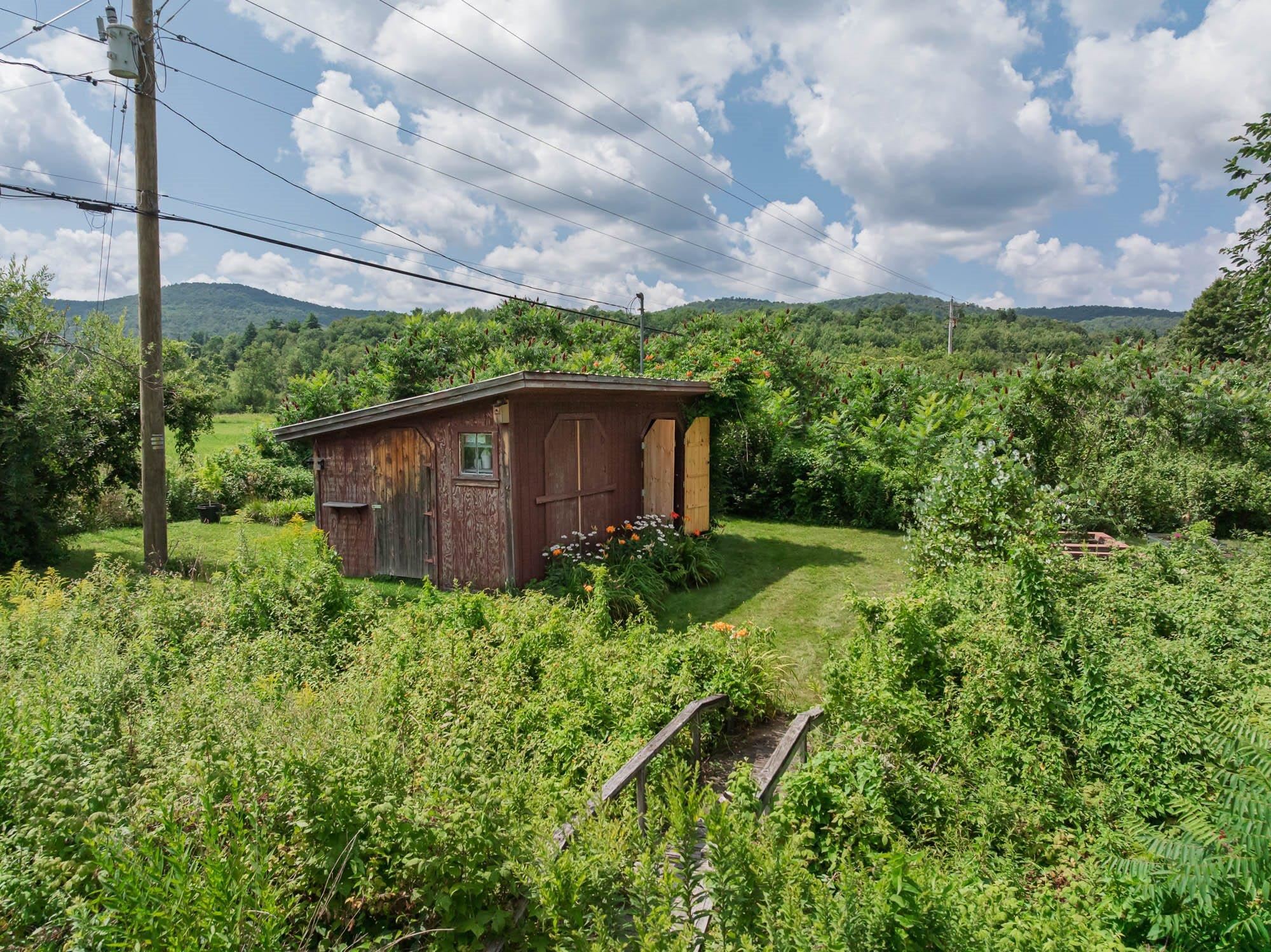 main property photo 30