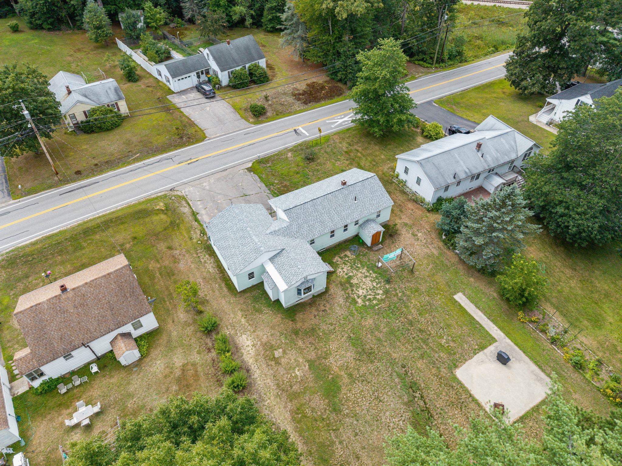 main property photo 32