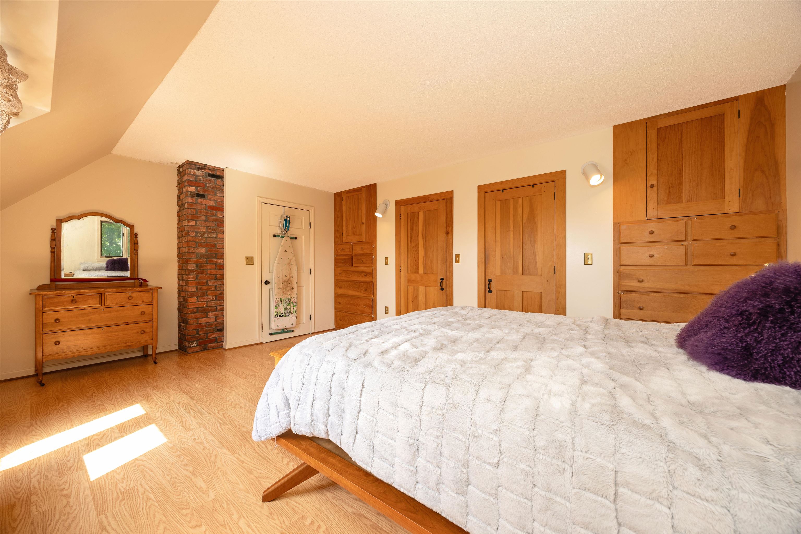 main property photo 35