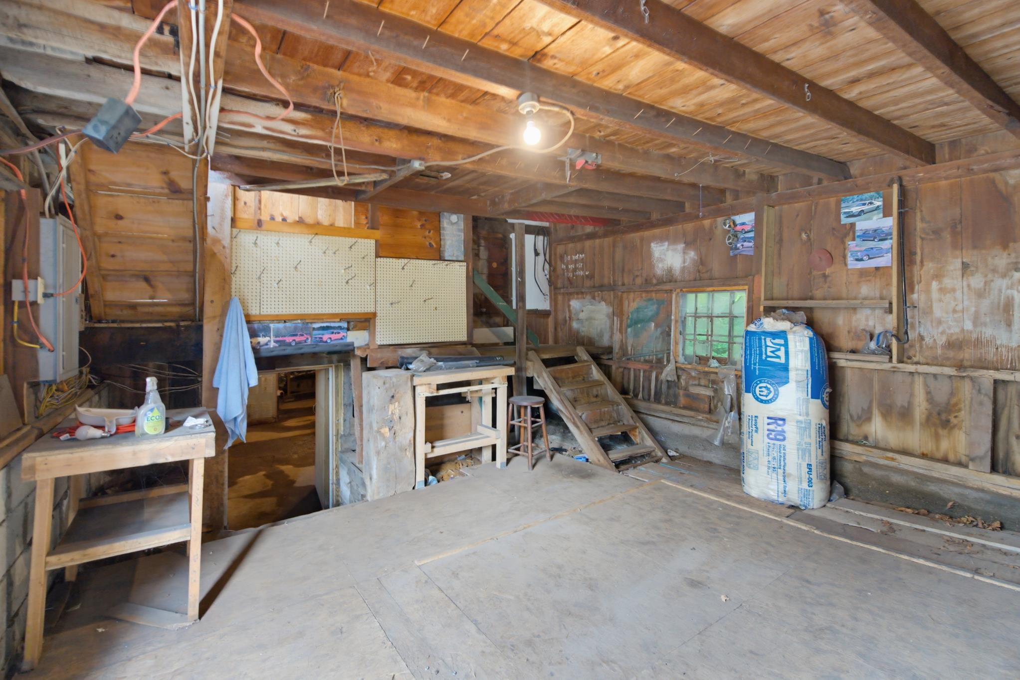 main property photo 35