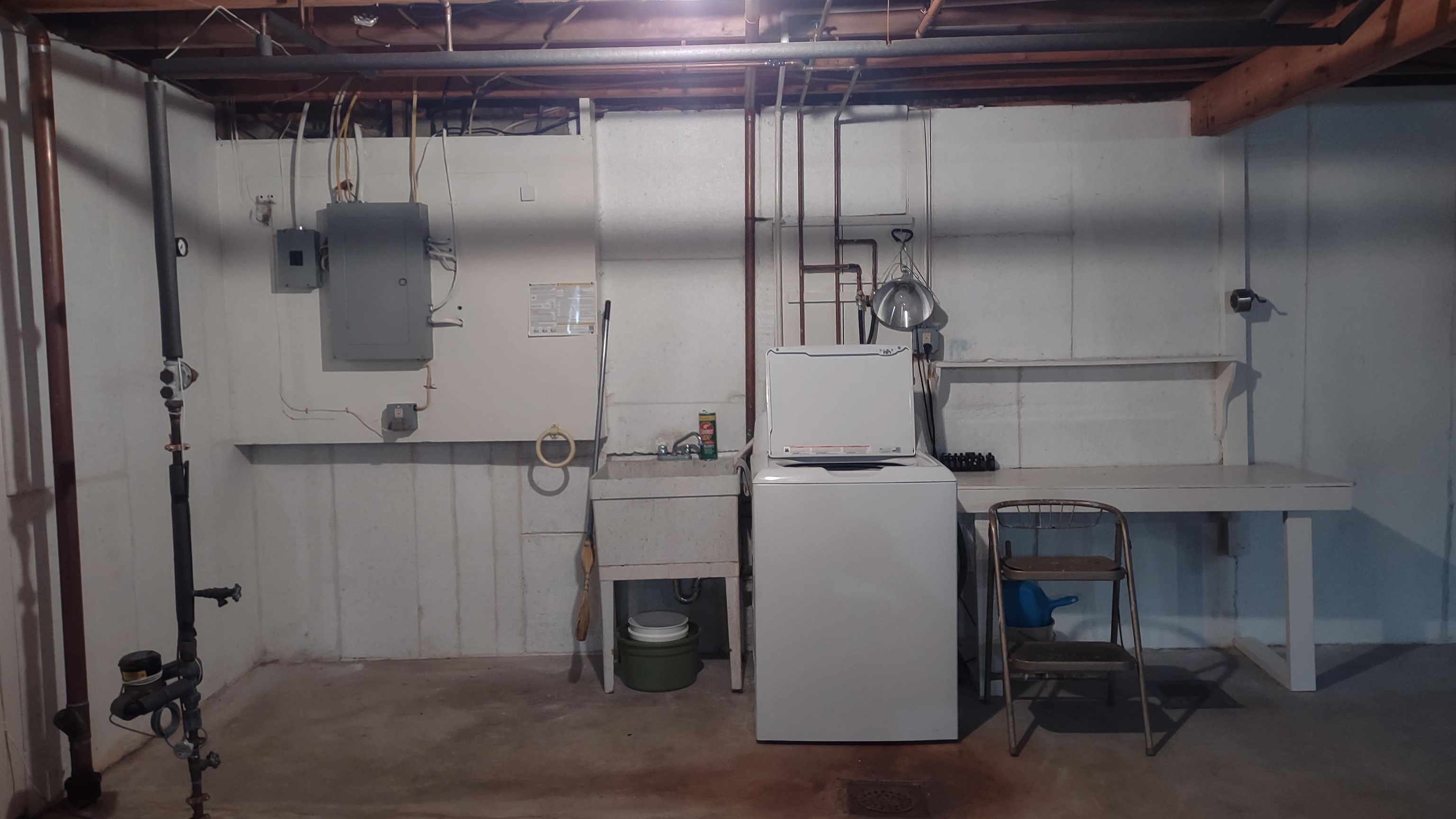 main property photo 37