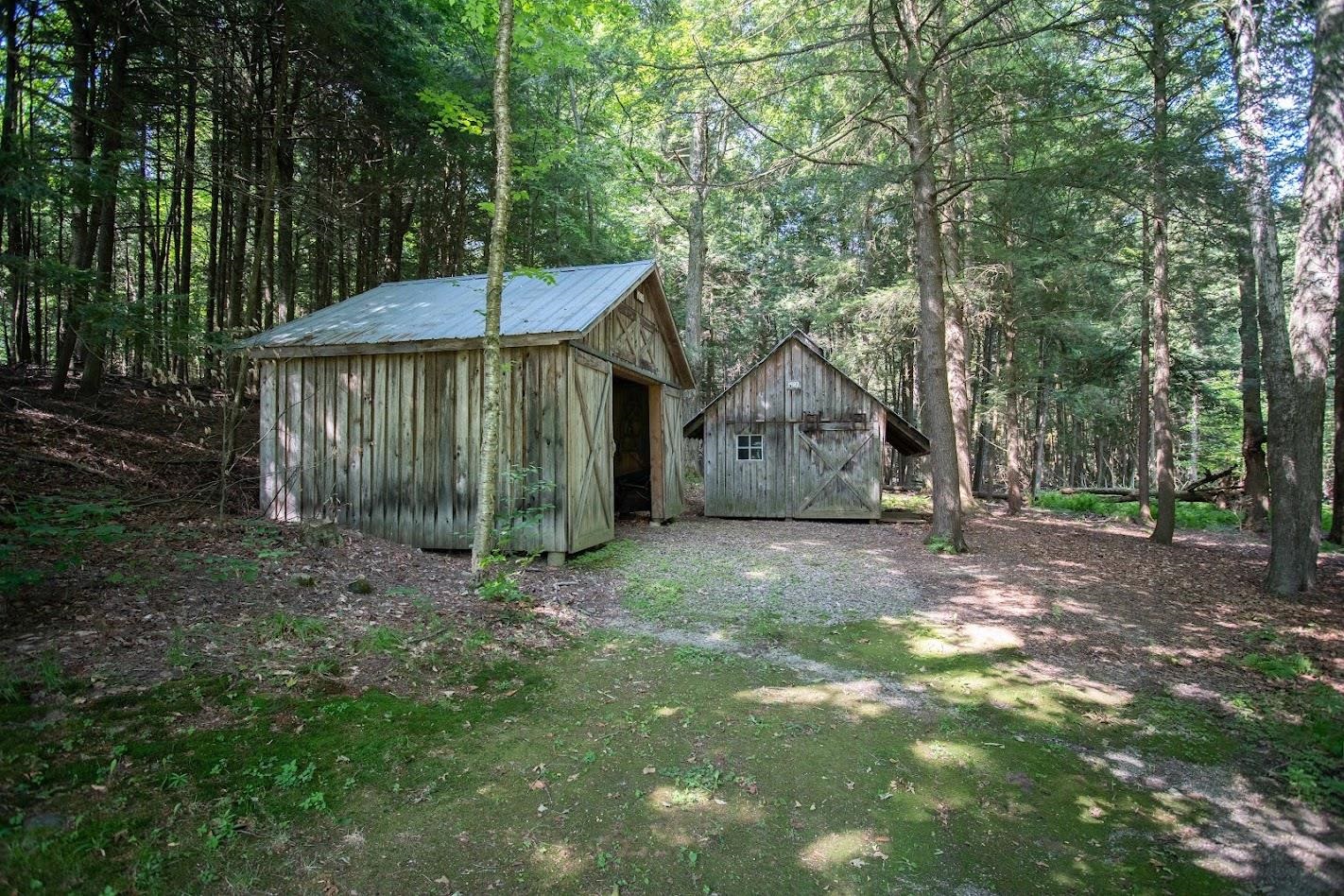 main property photo 39