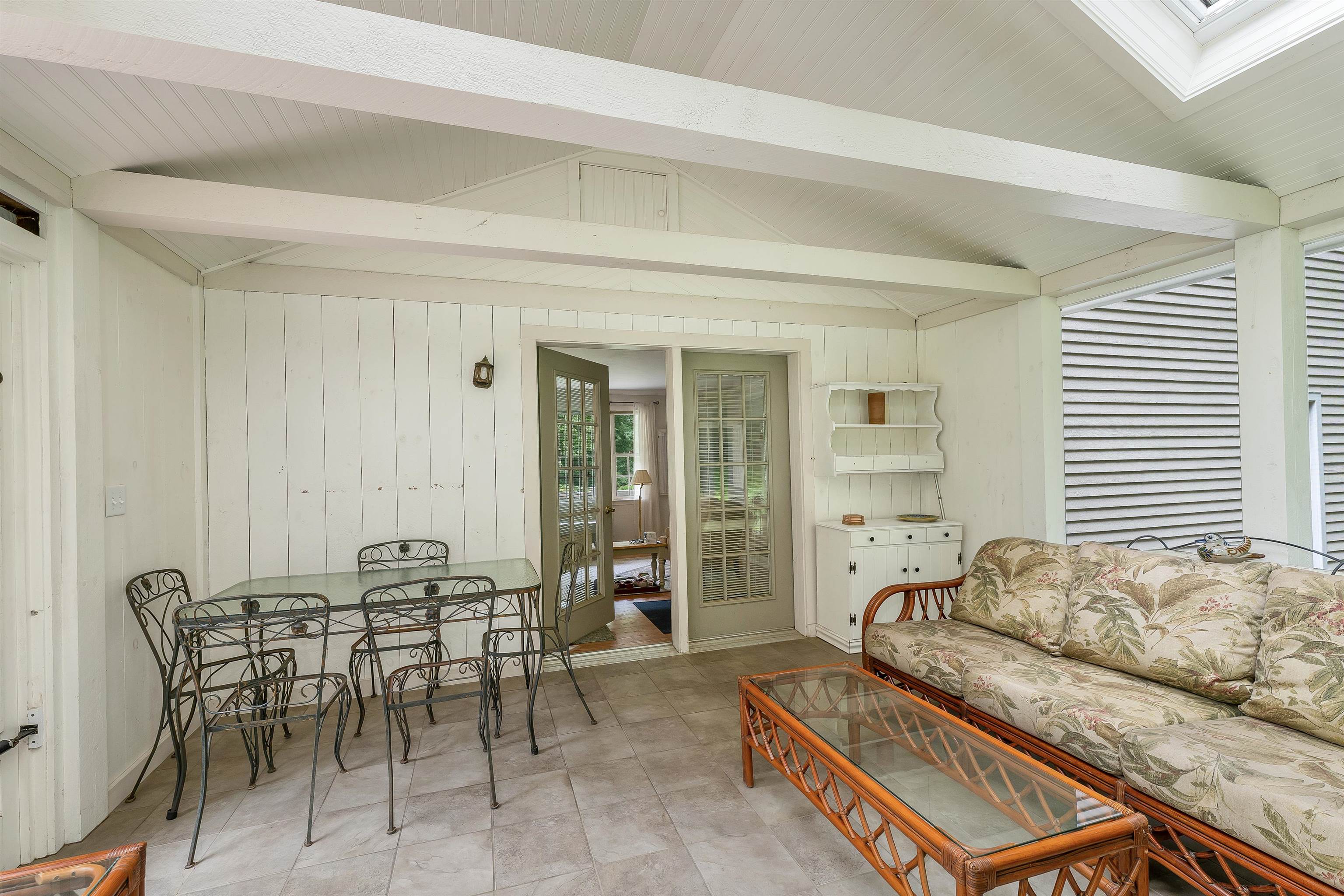 property viewer photo 16