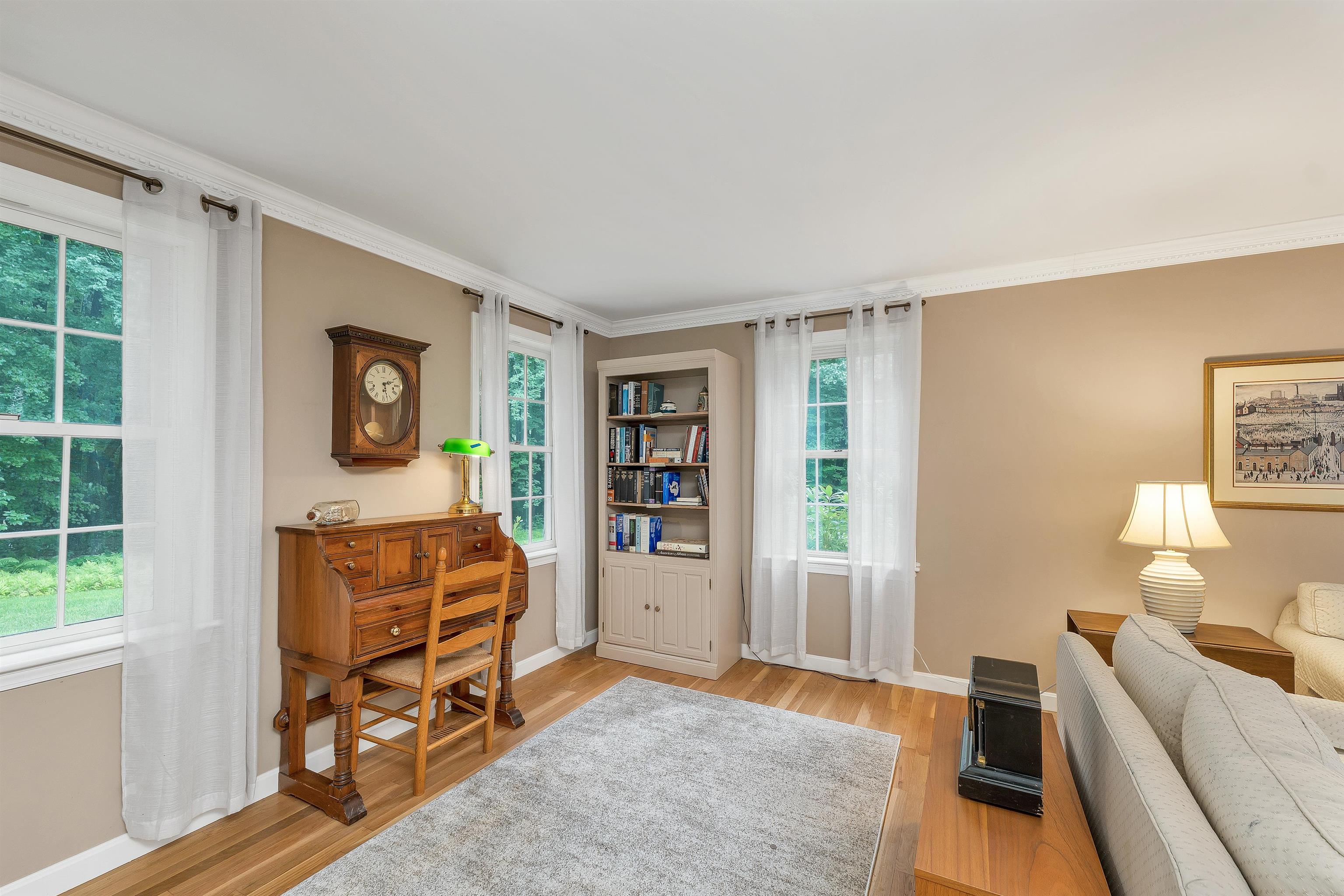 property viewer photo 26