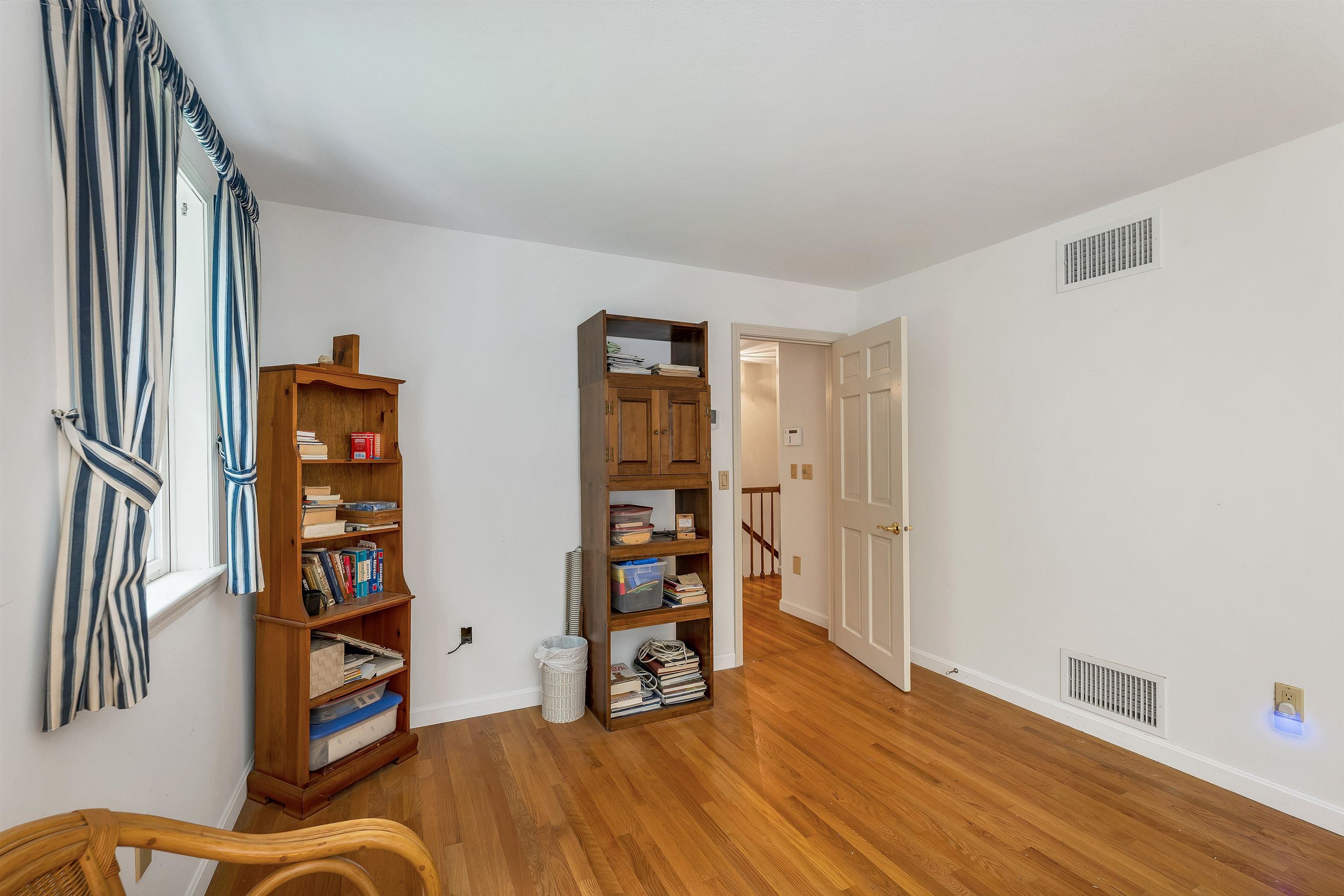 property viewer photo 29
