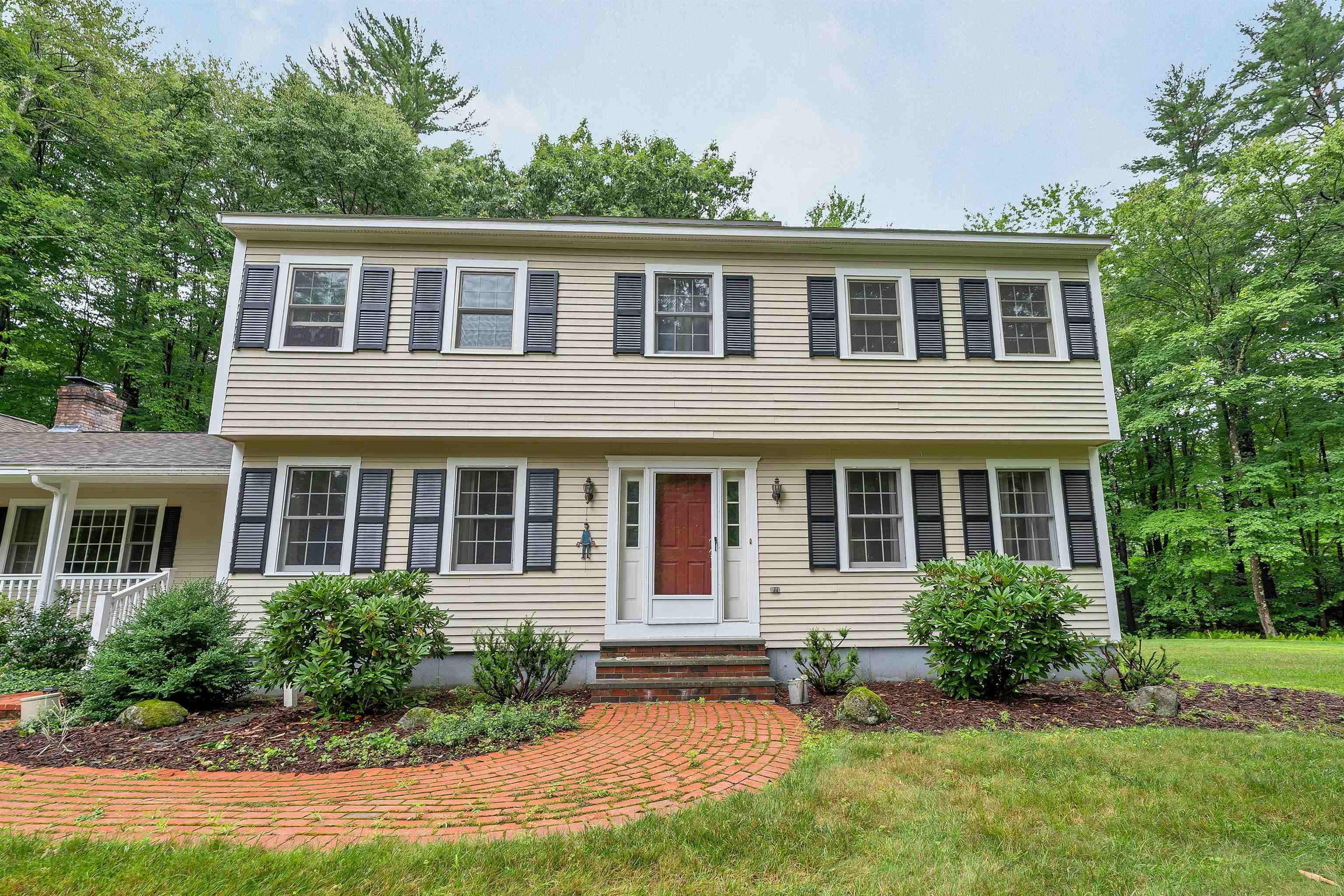 property viewer photo 4