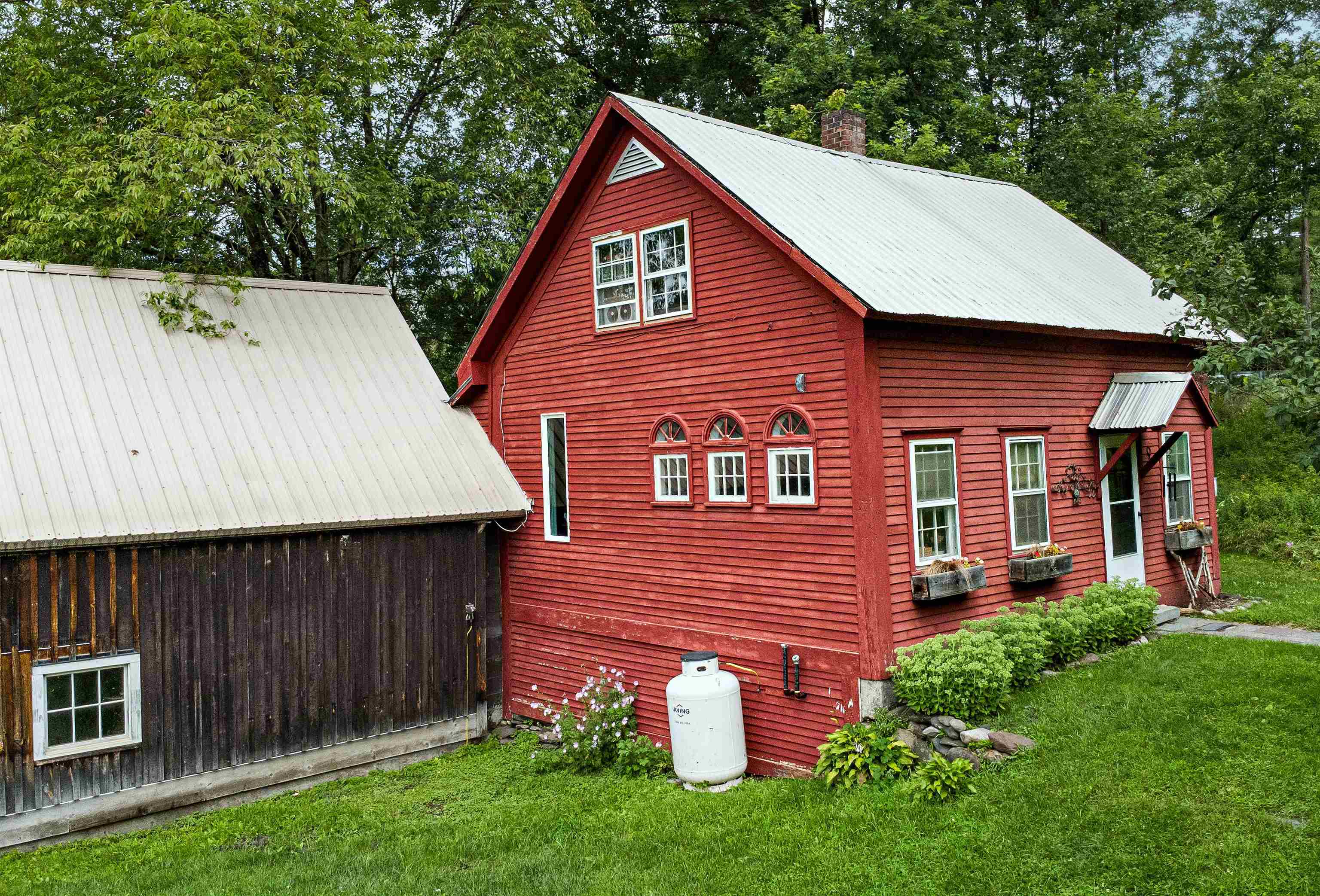main property photo 48