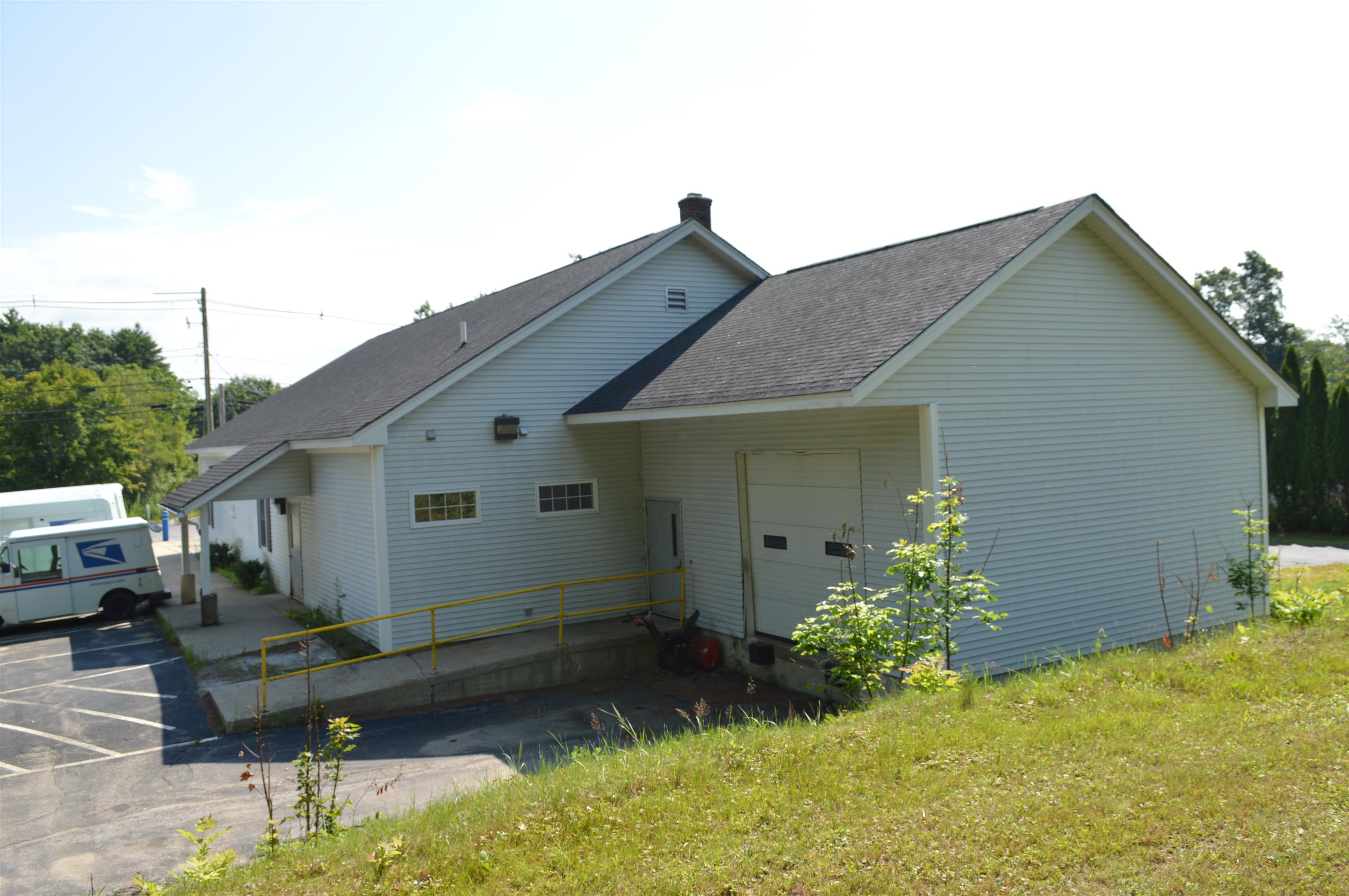 main property photo 6
