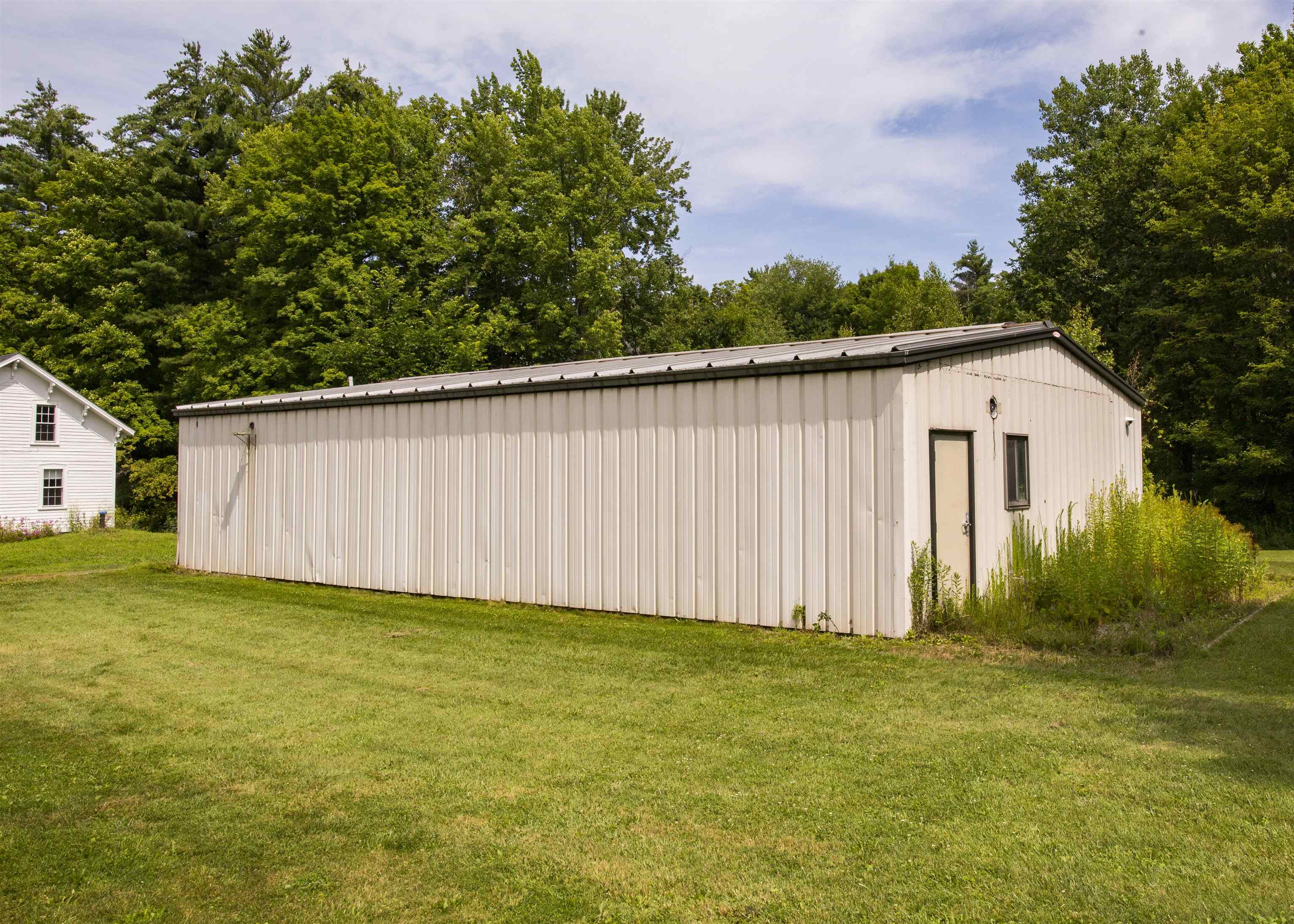 main property photo 43
