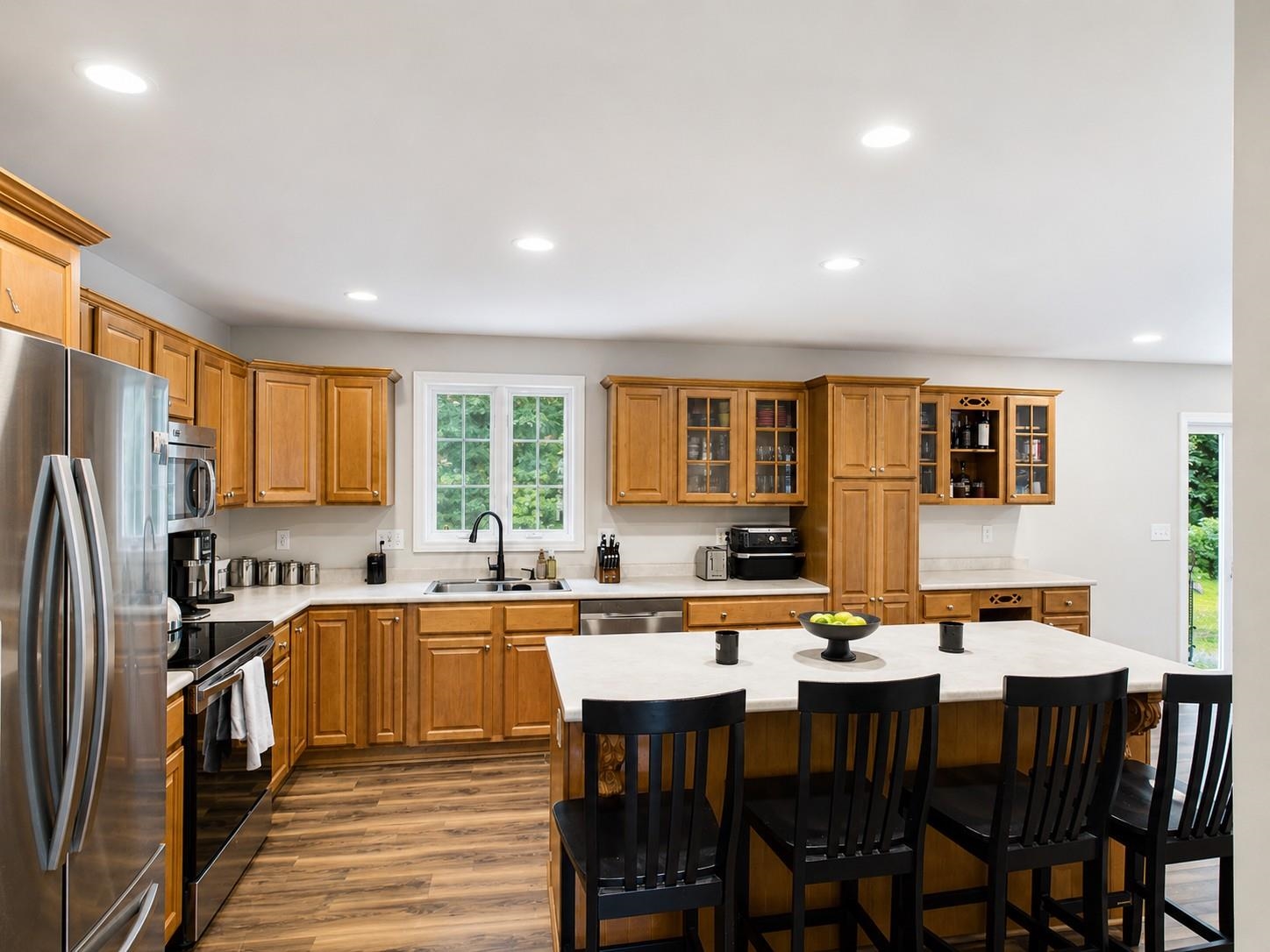 main property photo 9