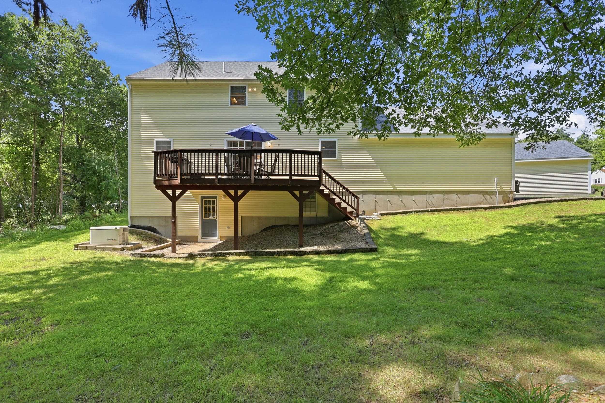 main property photo 32