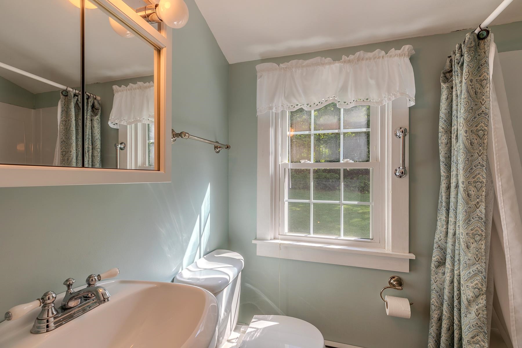 main property photo 22