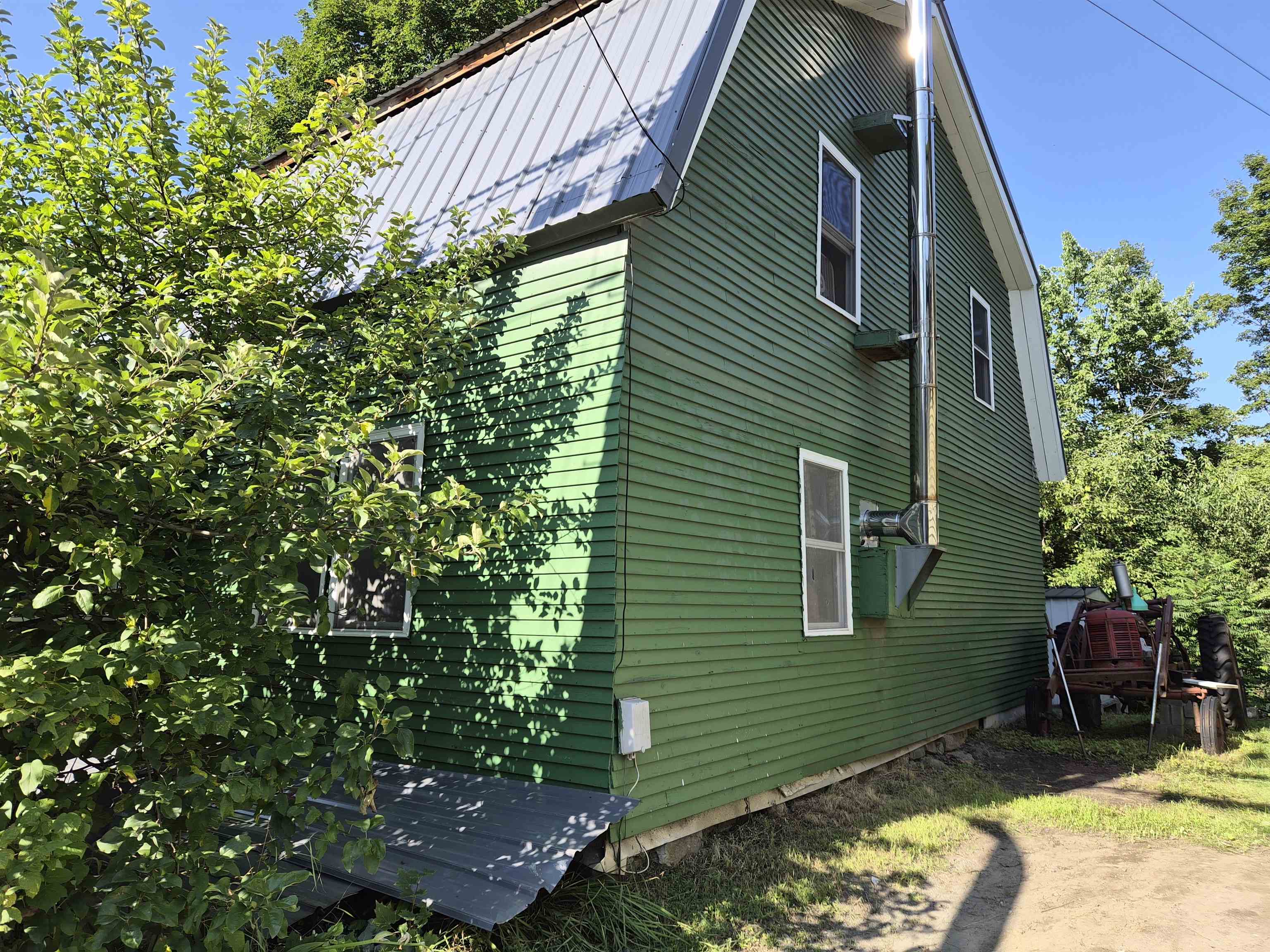 main property photo 3