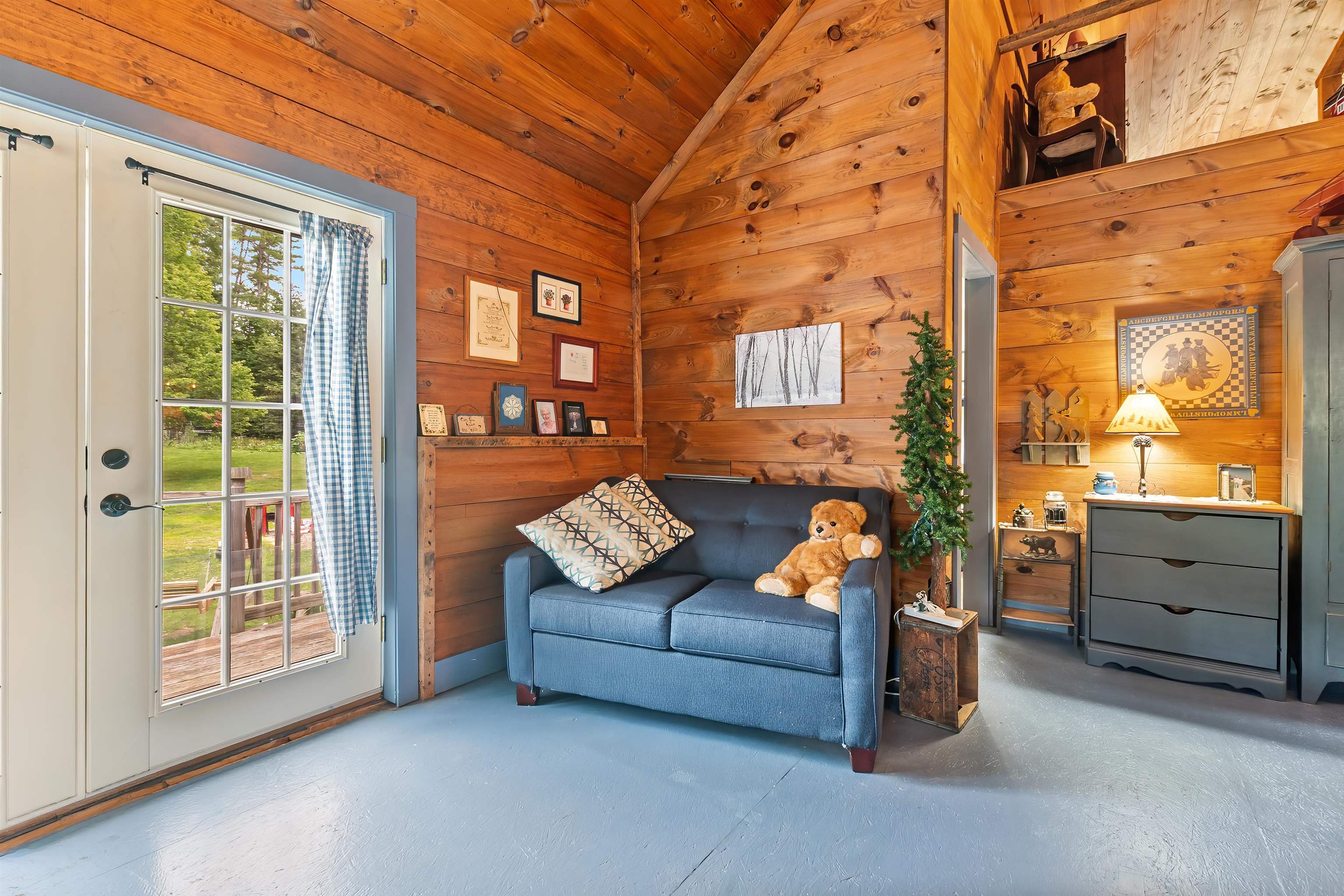 main property photo 34